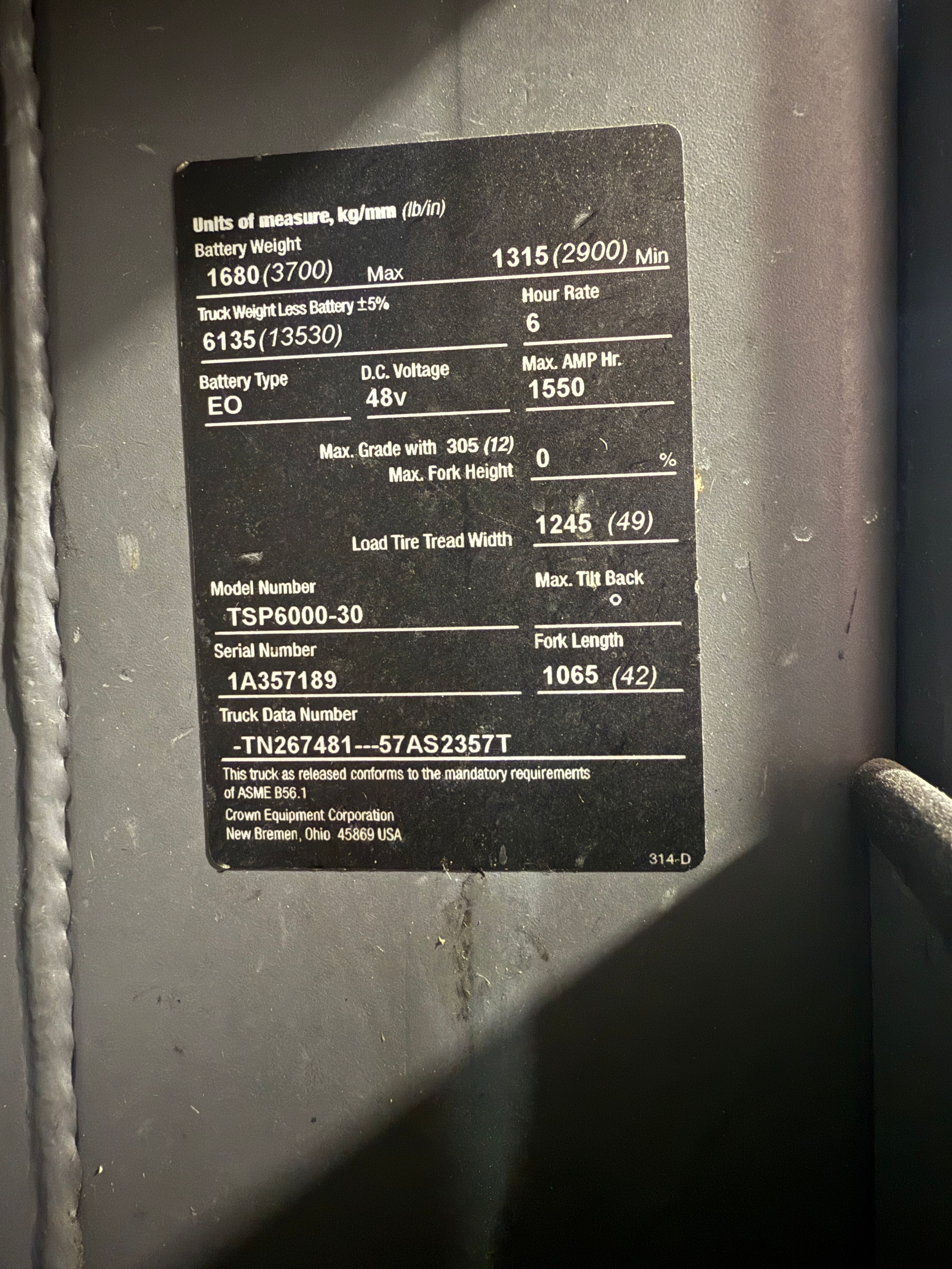 Crown TSP6000-30 Electric Turret Truck Forklift - Document 2