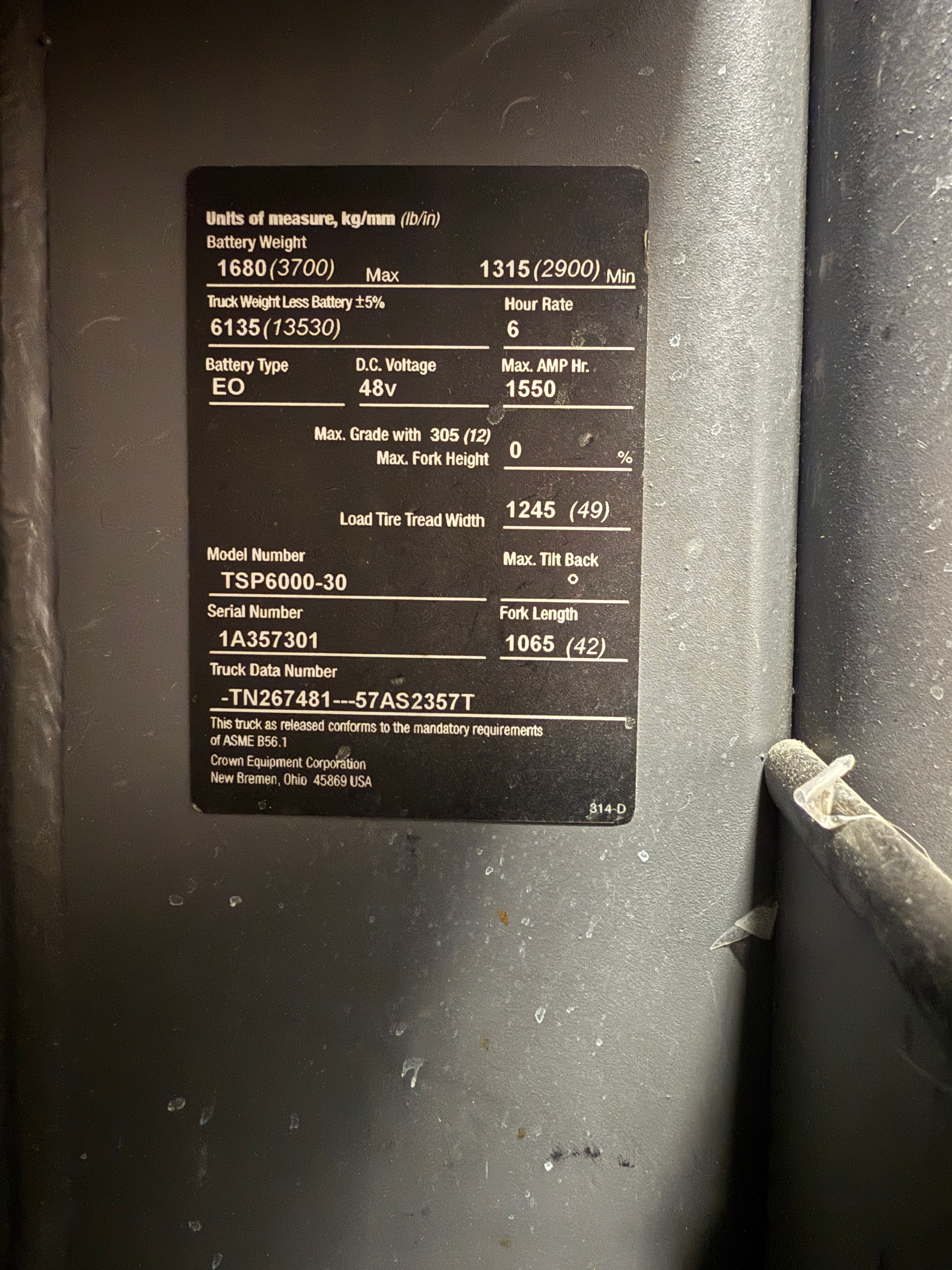 Crown TSP6000-30 Turret Truck - 3000 lb Capacity Very Narrow Aisle Forklift - Document 2