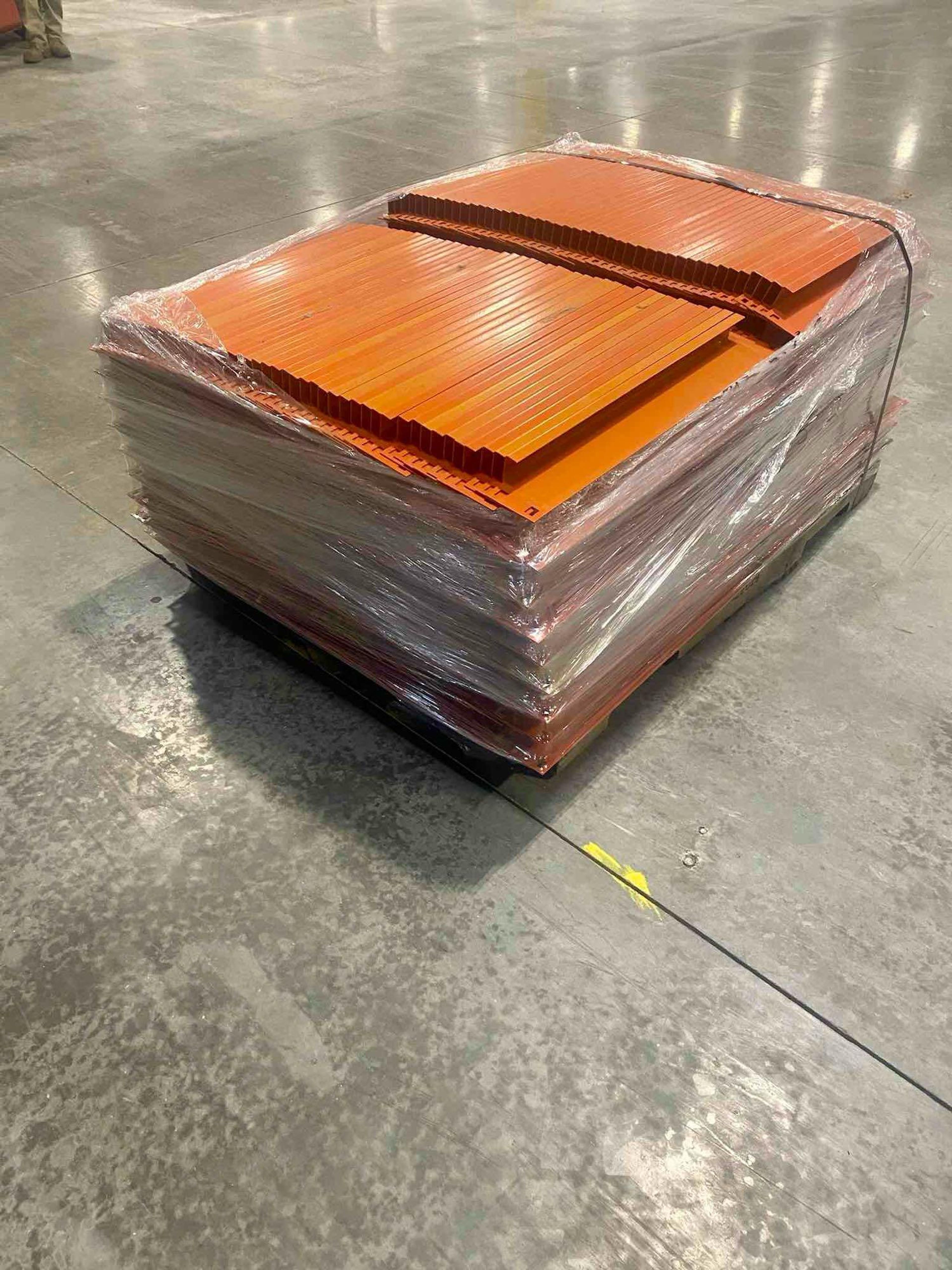 Row Spacer - 24" x 3 1/2" - Document 1