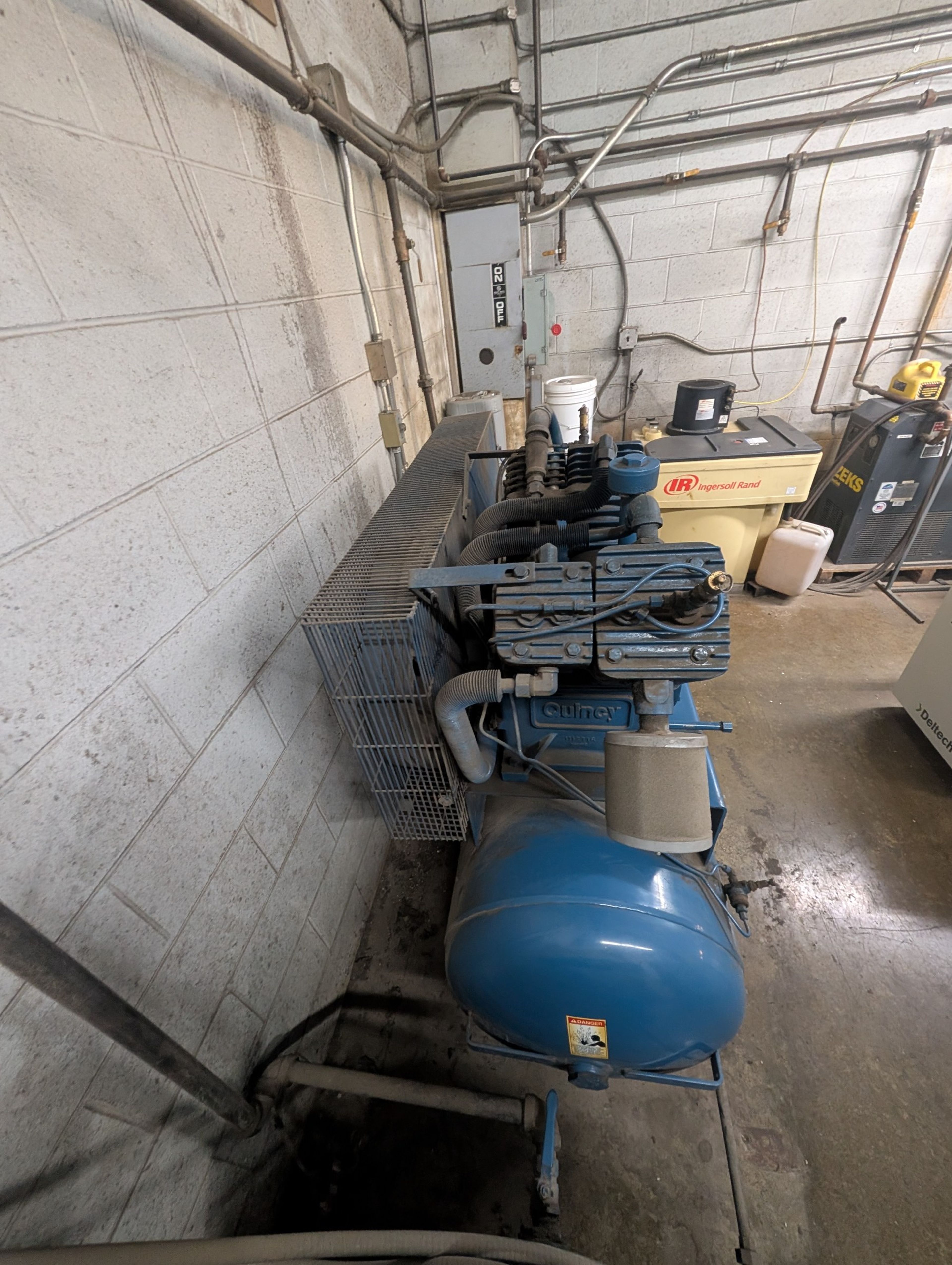 Quincy QT-10 10 HP 120 Gallon Air Compressor - Document 5