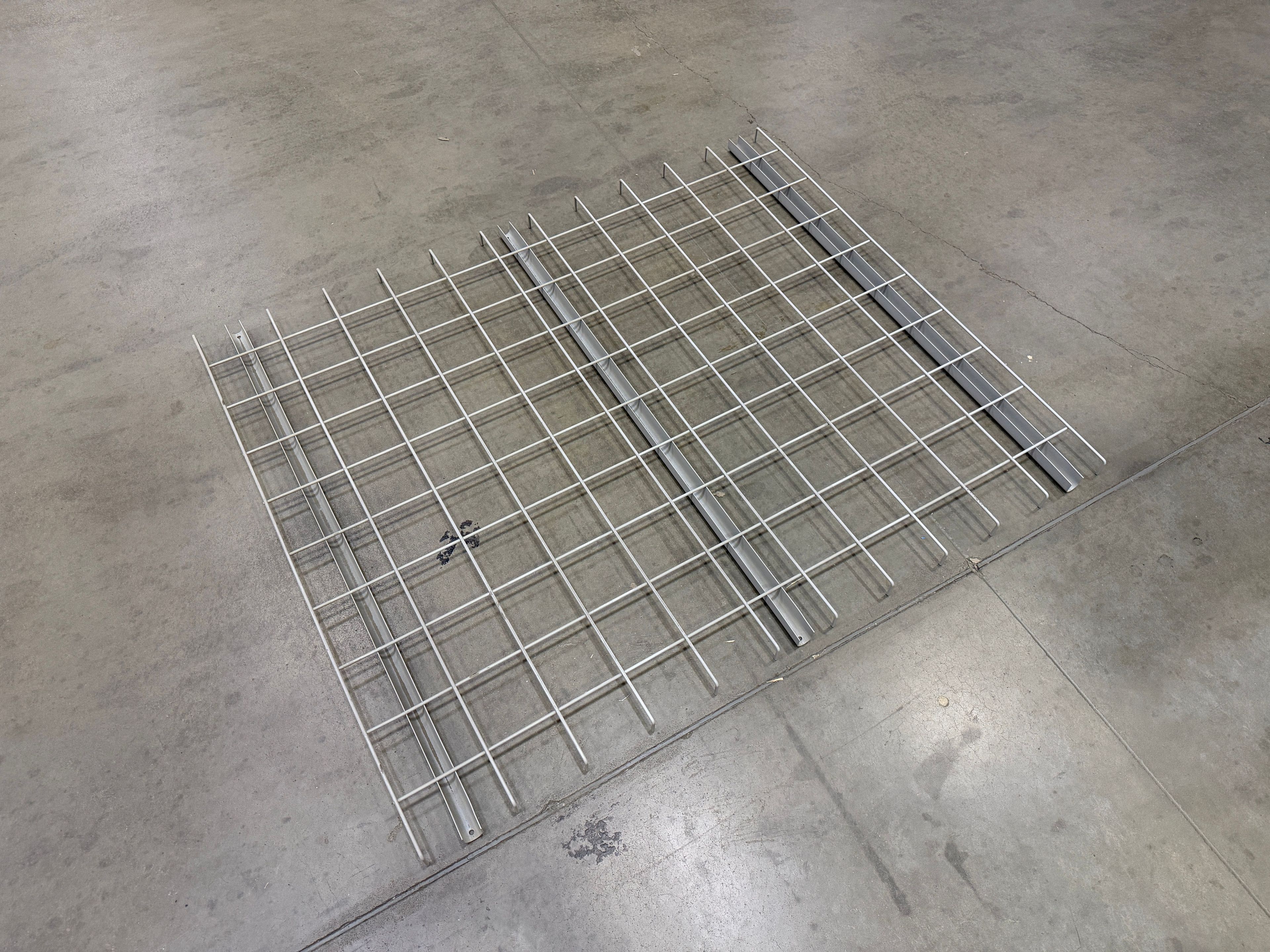 Wire Deck - 42" x 46" - Inside Waterfall - Document 4