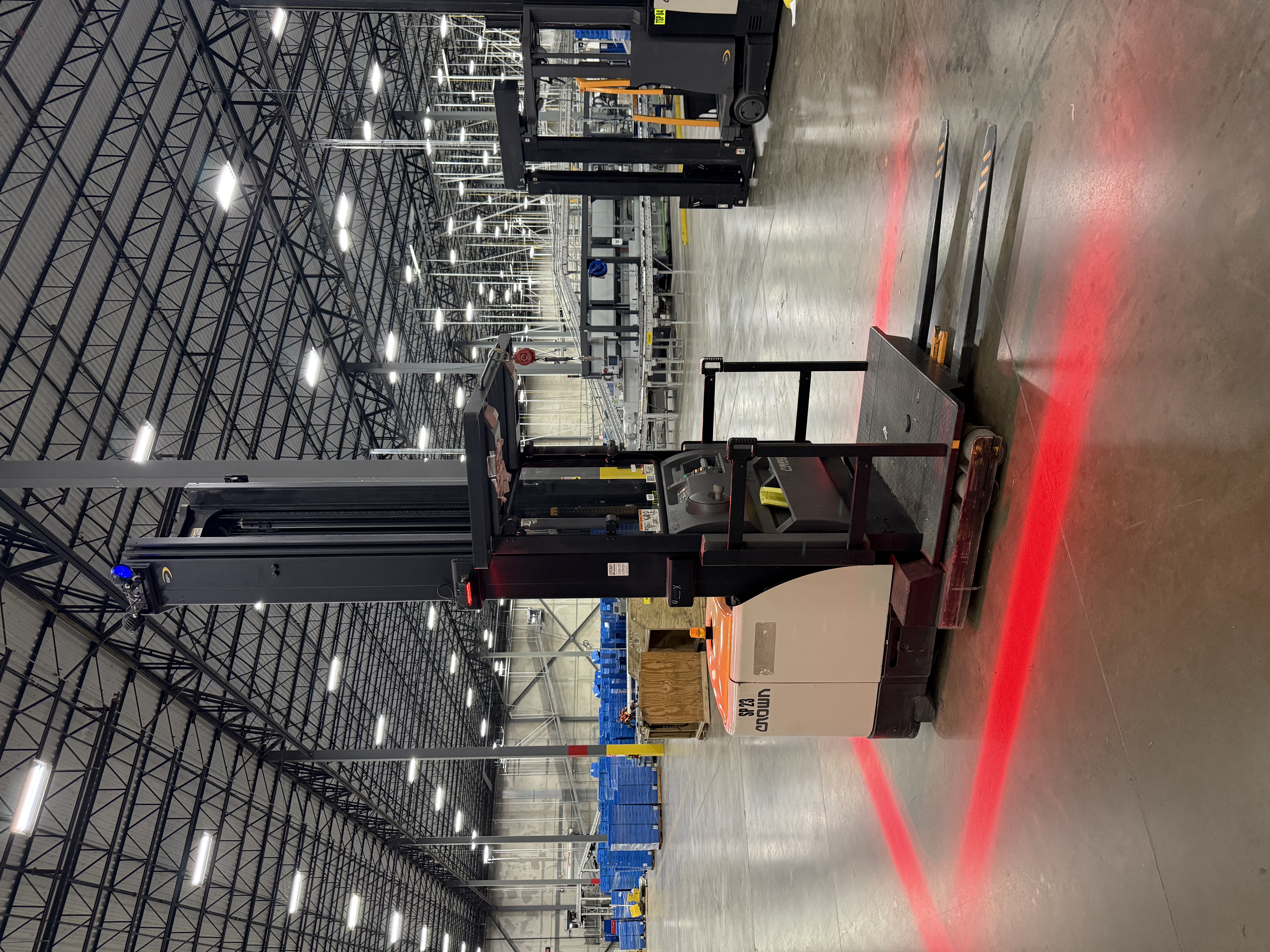 Crown Order Picker - SP-4000