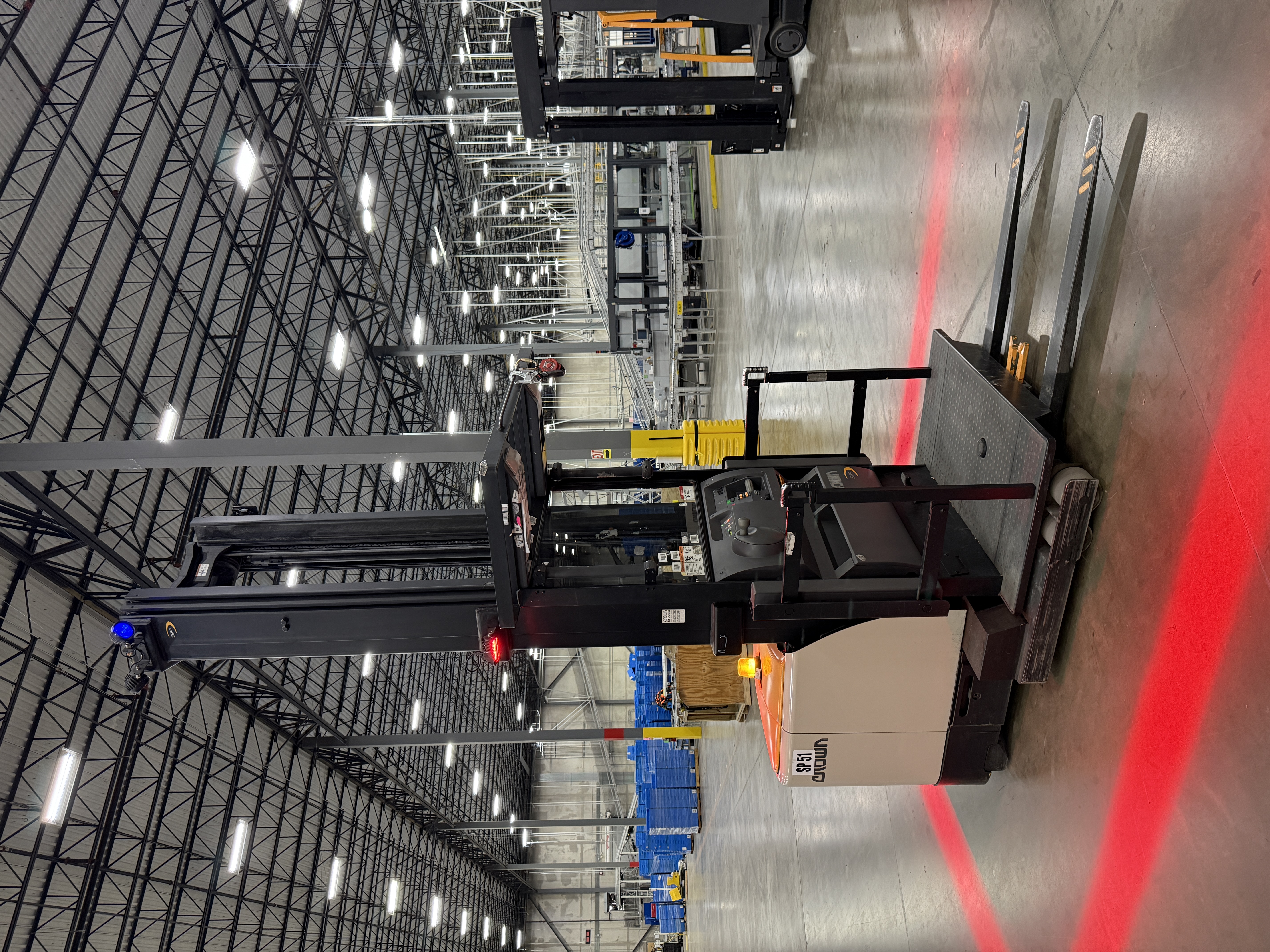 Crown Order Picker - SP-4000