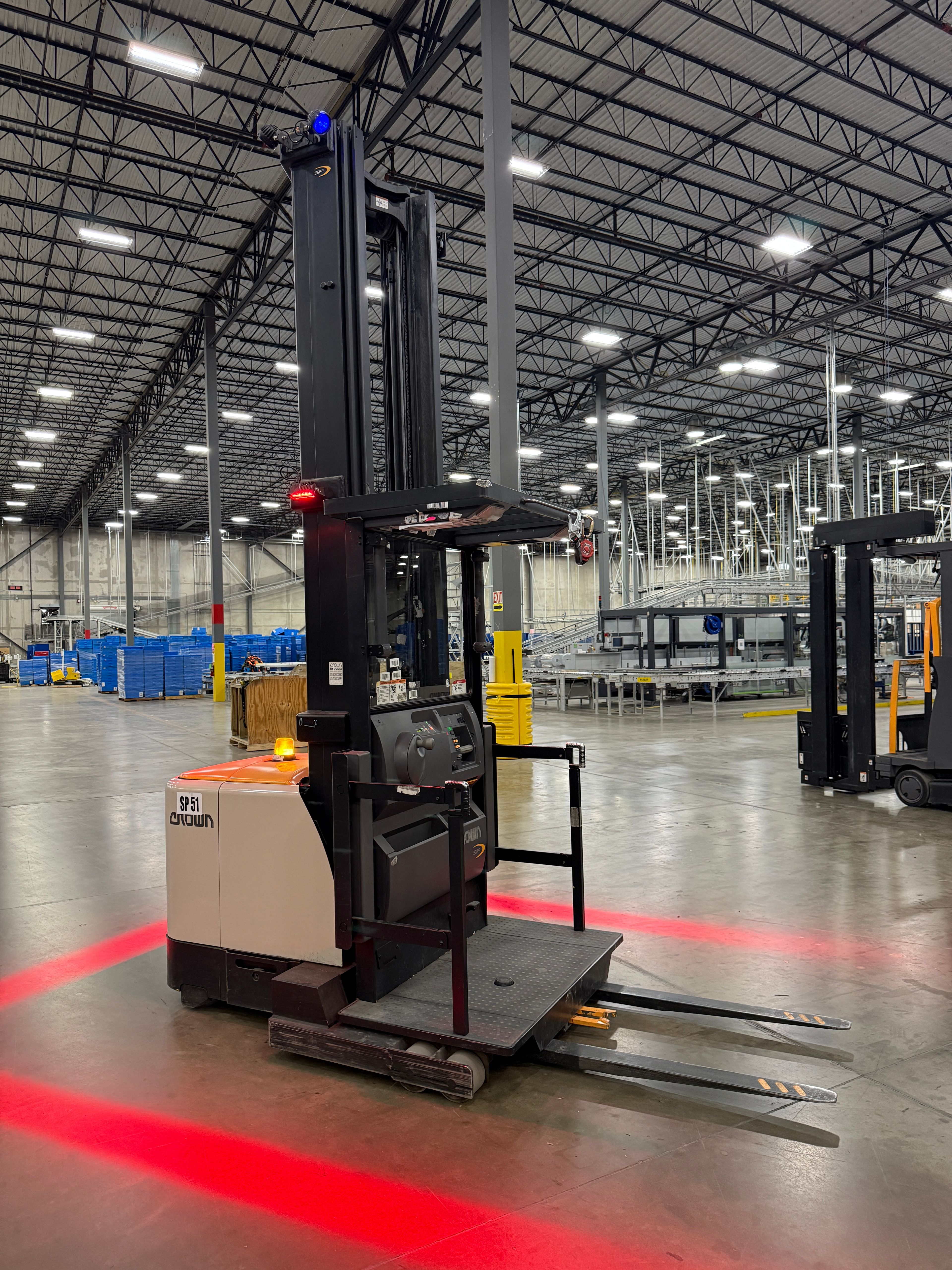 Crown Order Picker - SP-4000