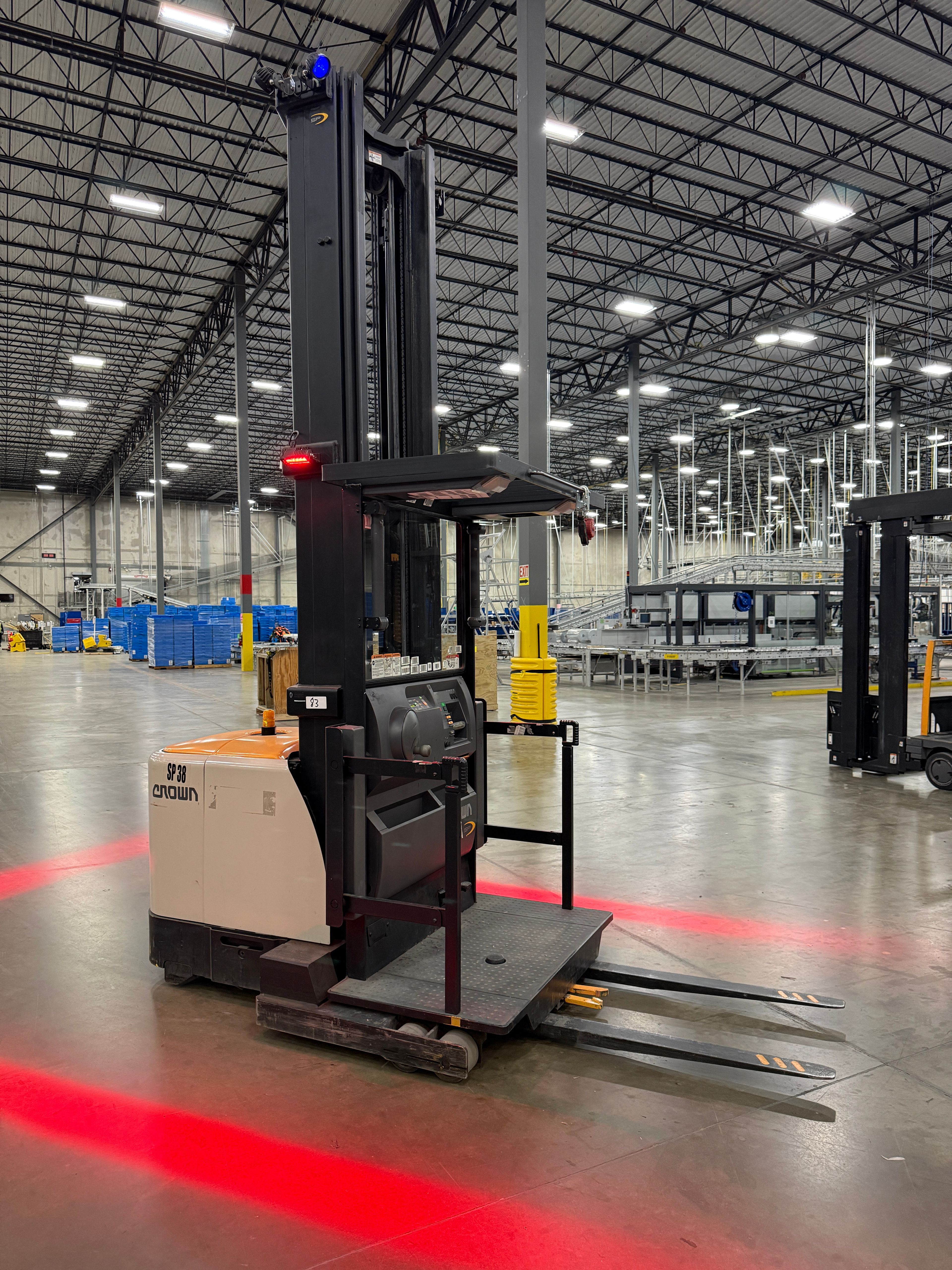 Crown Order Picker - SP-4000