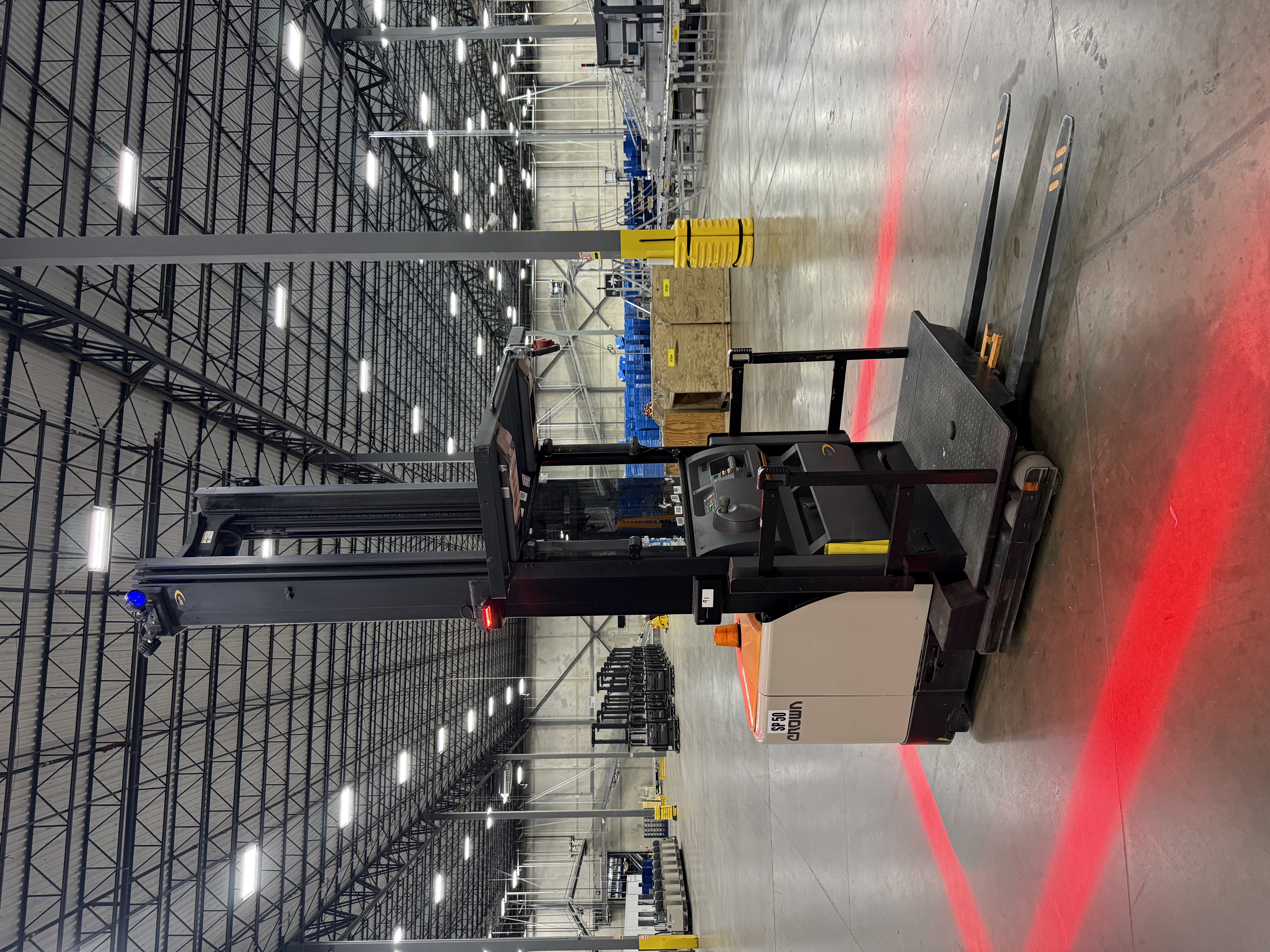 Crown Order Picker - SP-4000