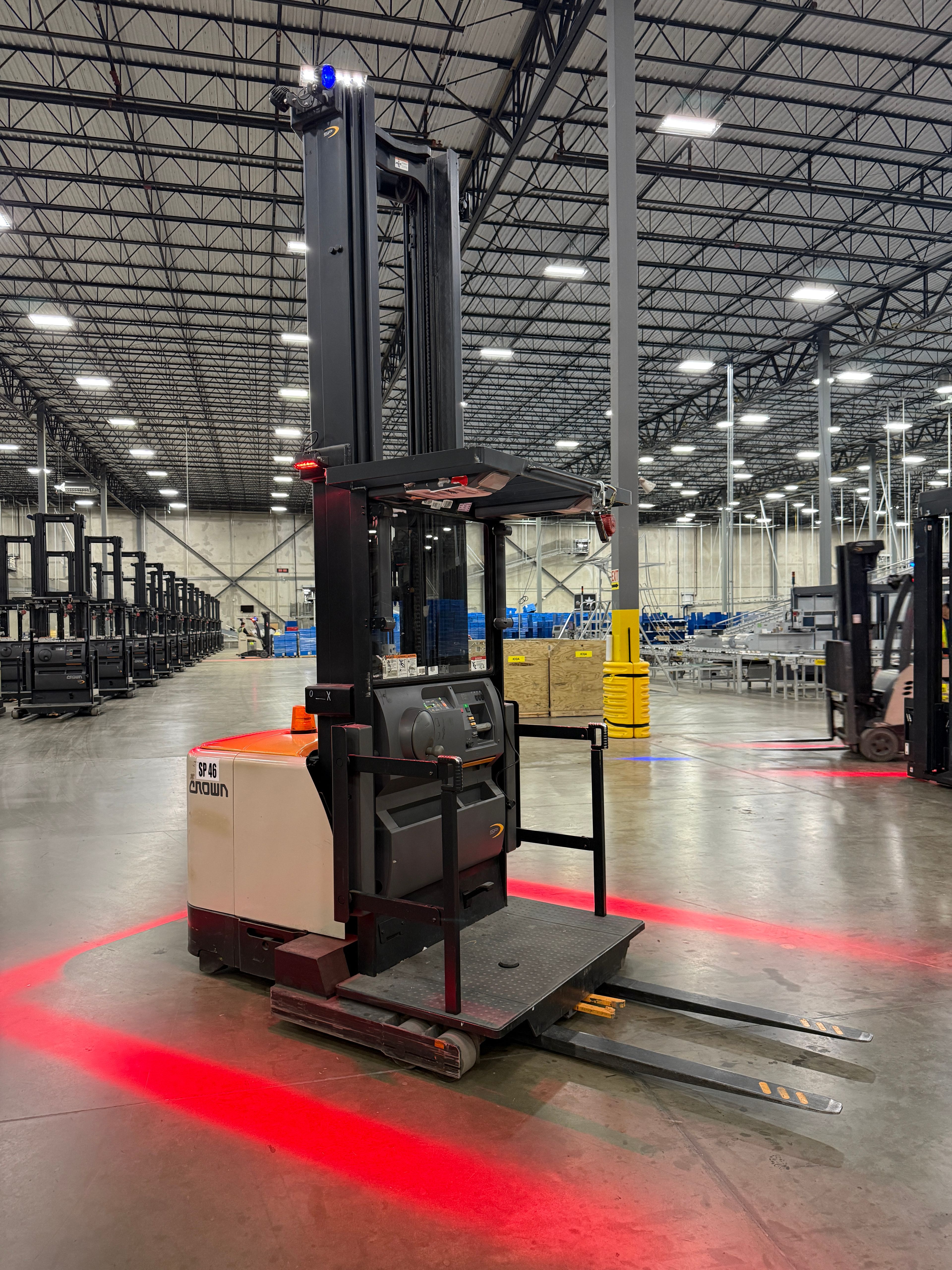 Crown Order Picker - SP-4000