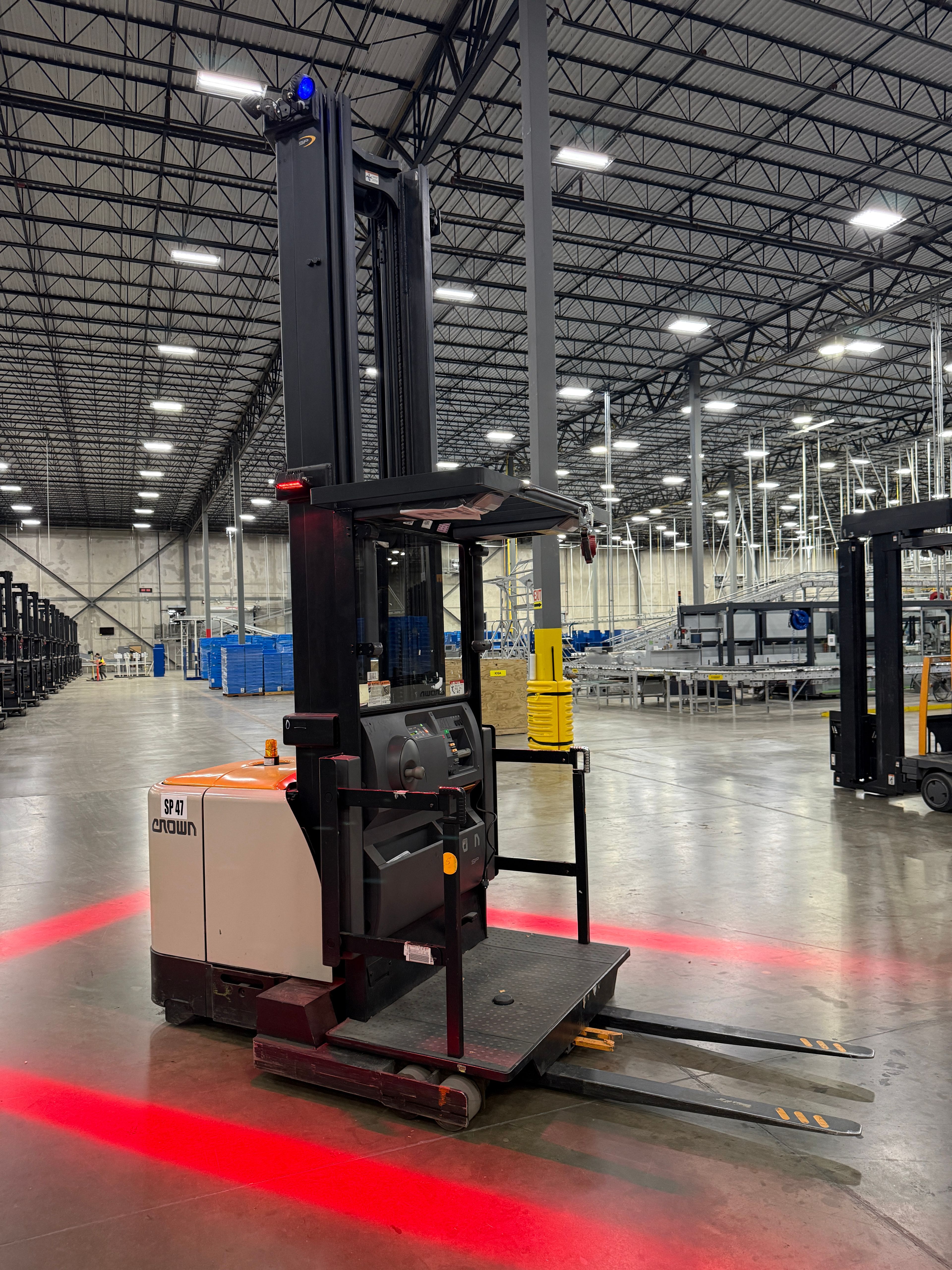 Crown Order Picker - SP-4000