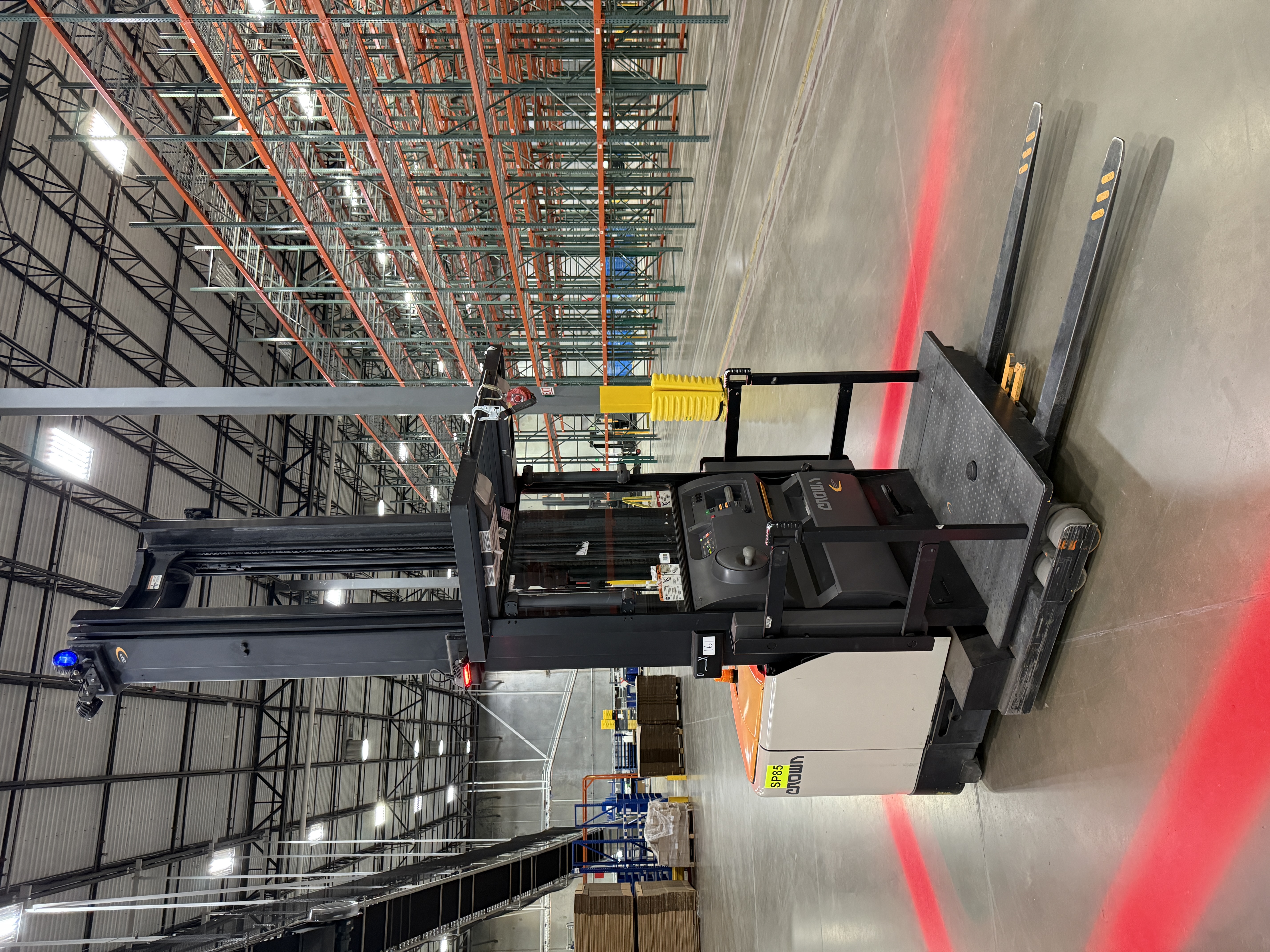 Crown Order Picker - SP-4000