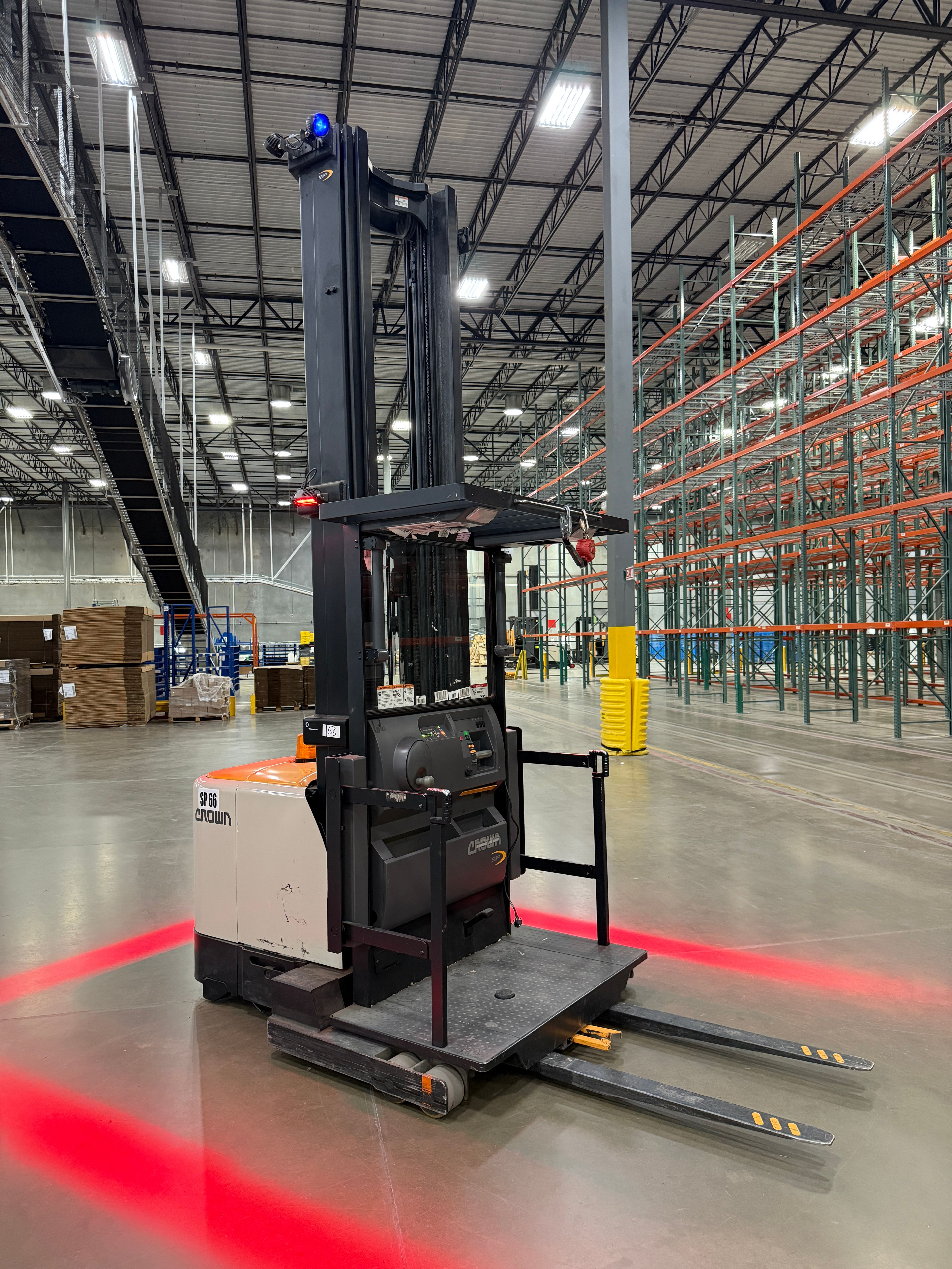 Crown Order Picker - SP-4000
