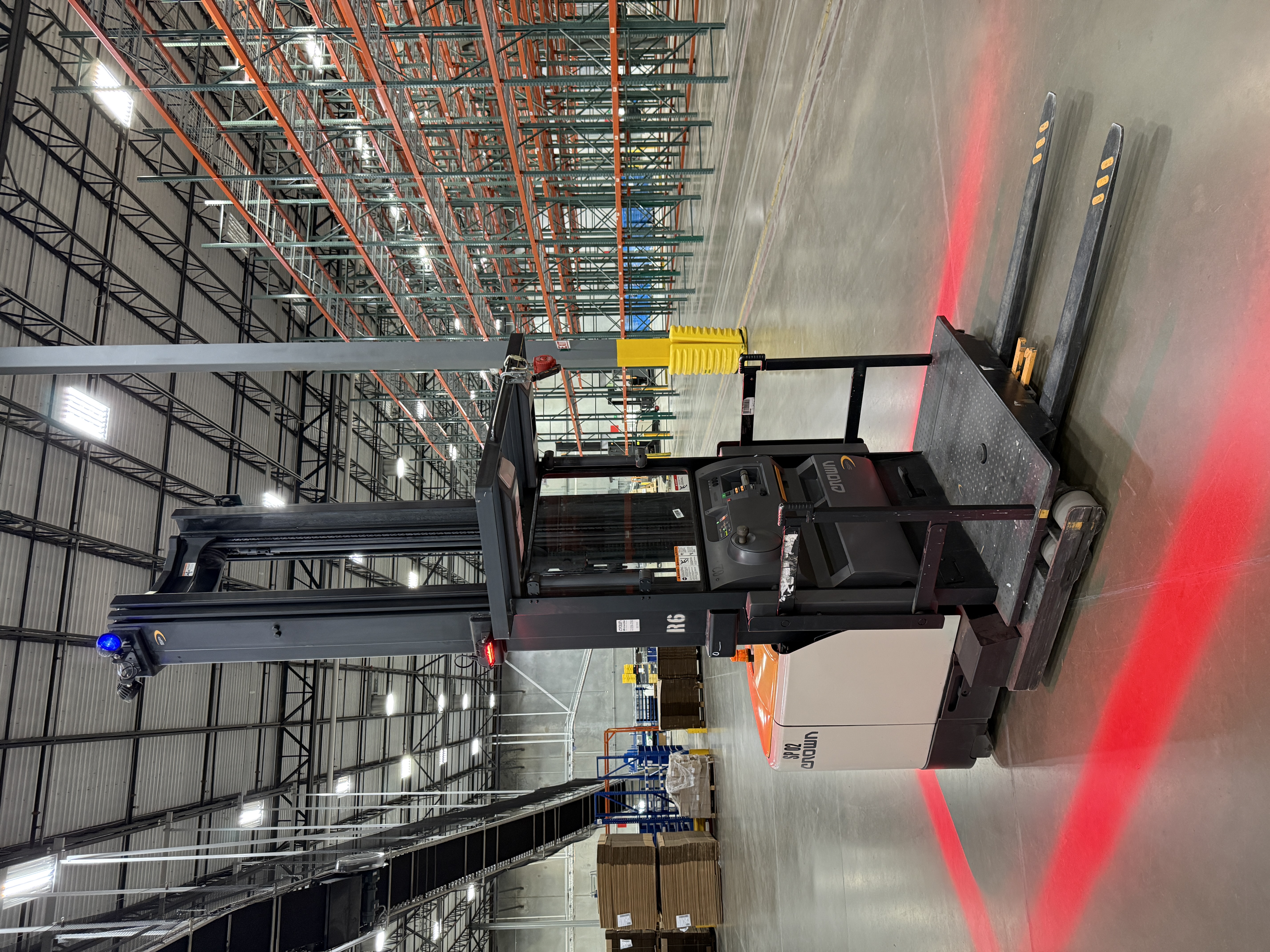 Crown Order Picker - SP-4000