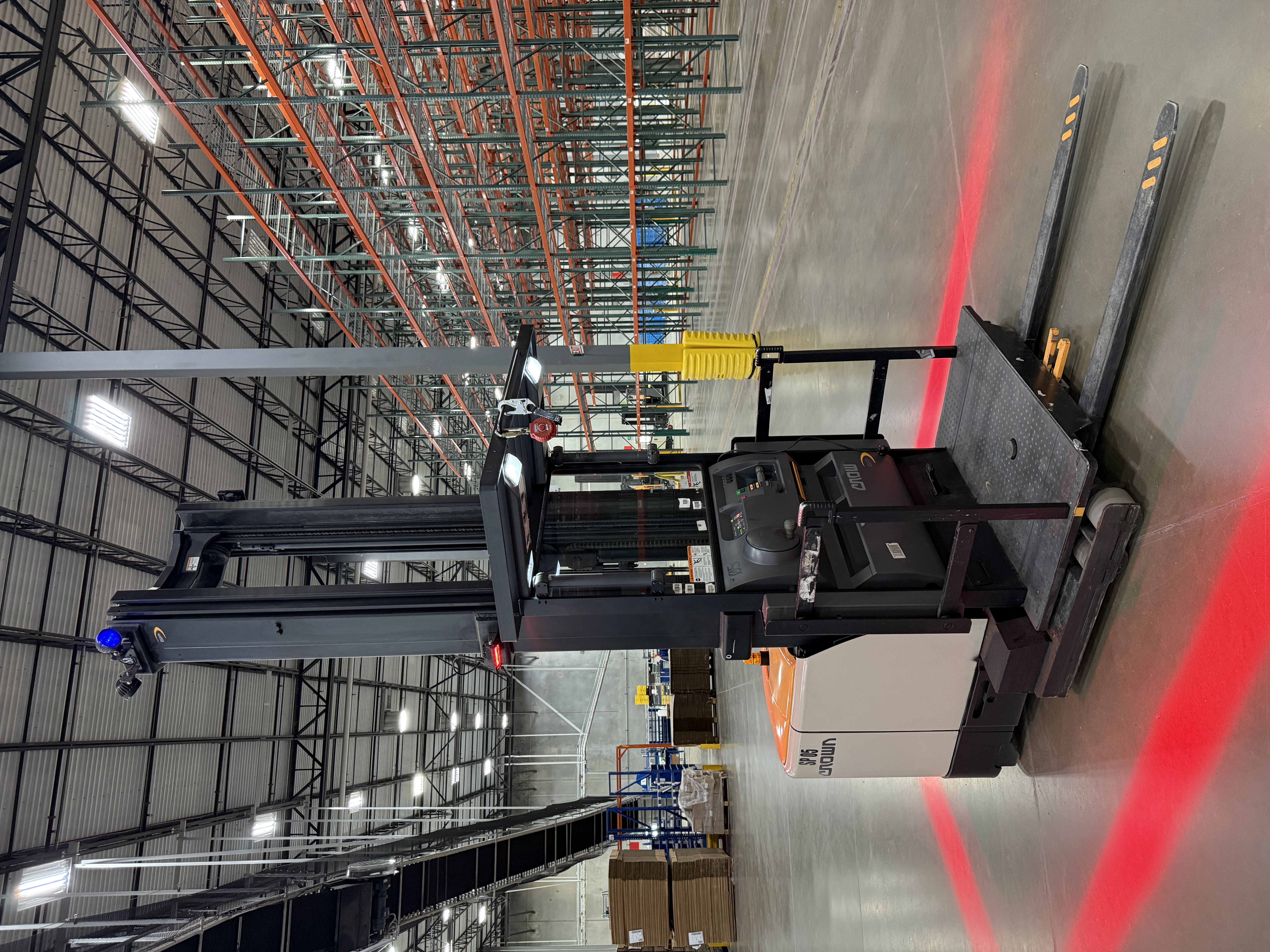 Crown Order Picker - SP-4000