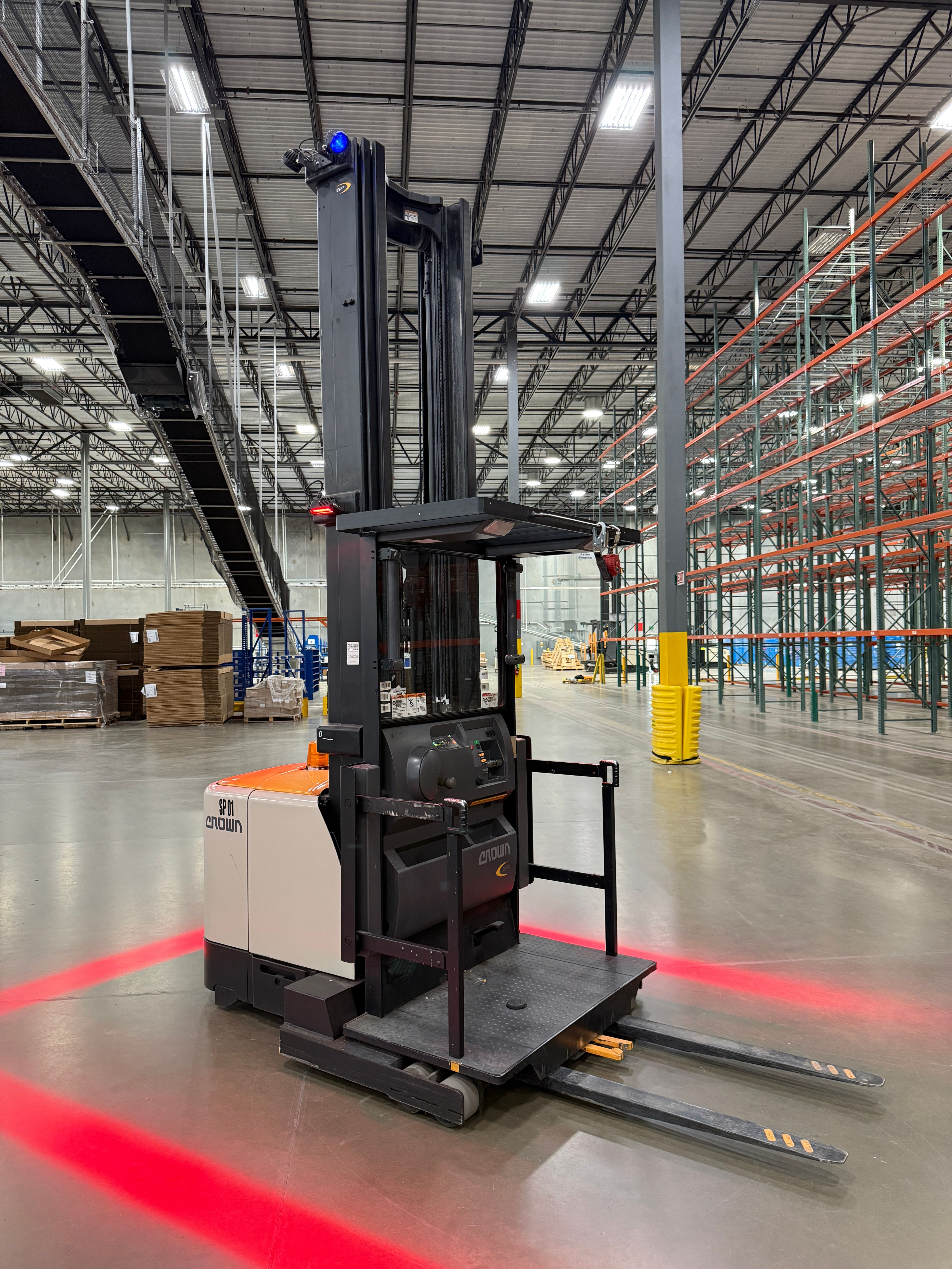 Crown Order Picker - SP-4000