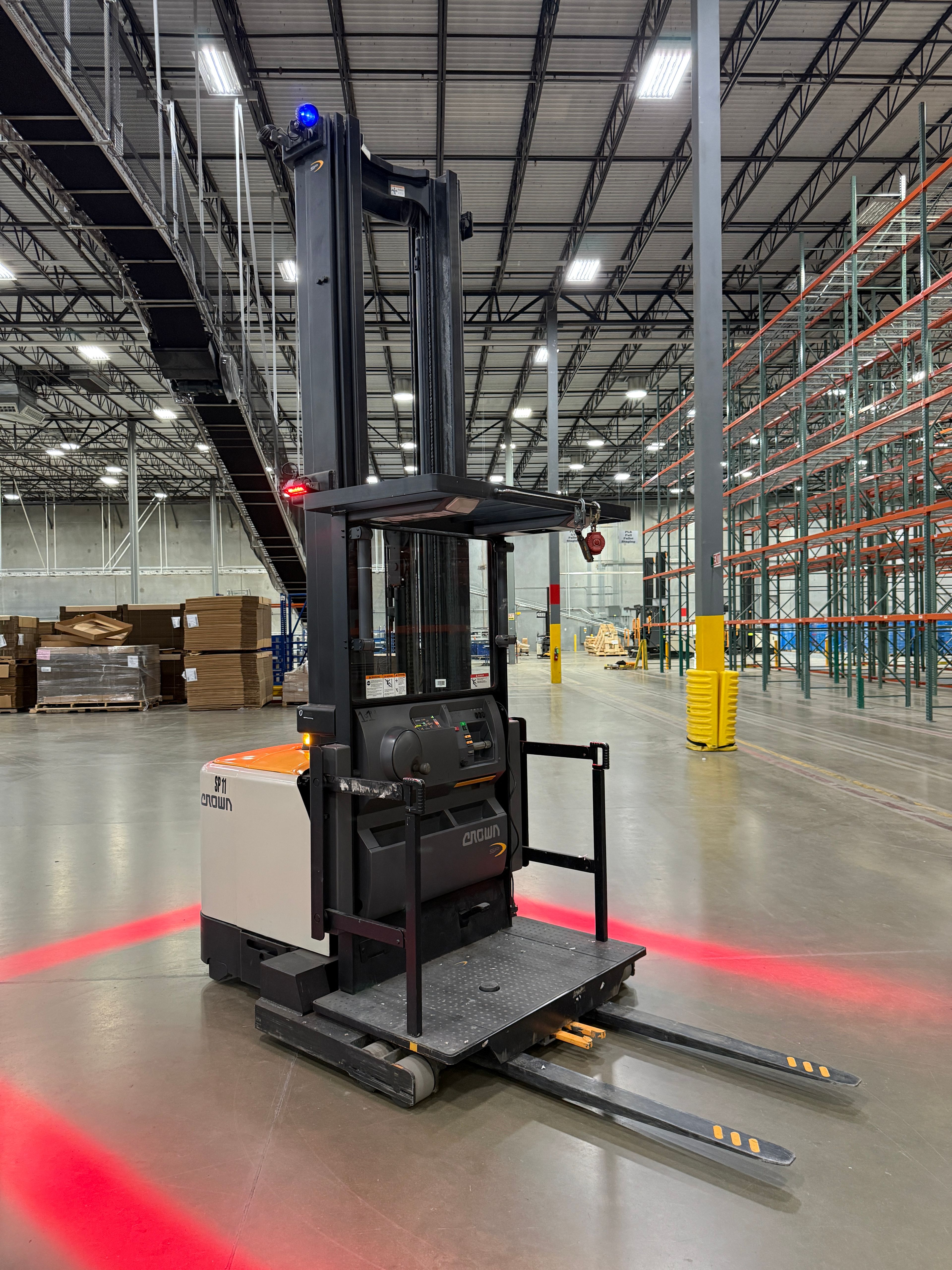 Crown Order Picker - SP-4000