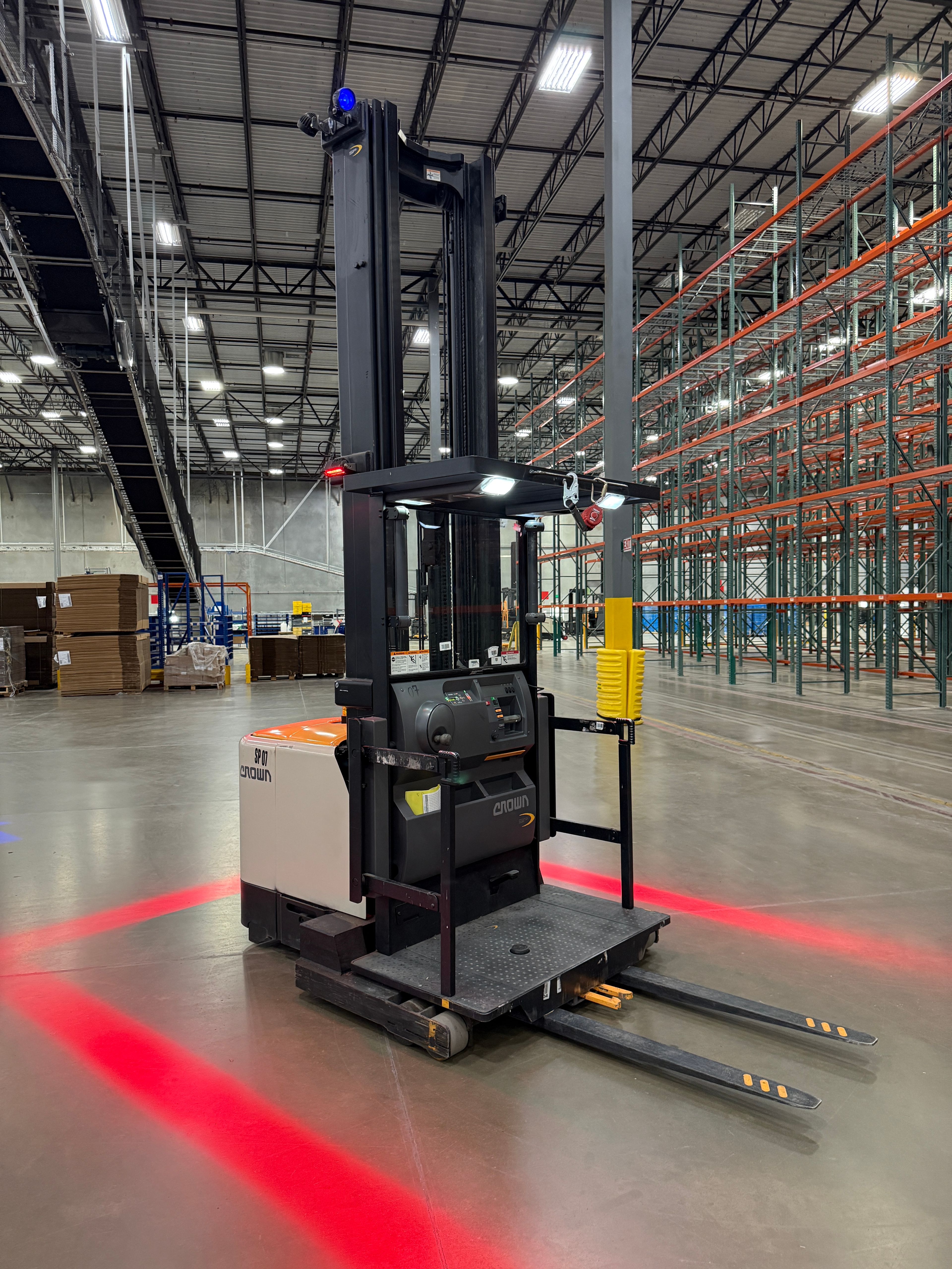 Crown Order Picker - SP-4000