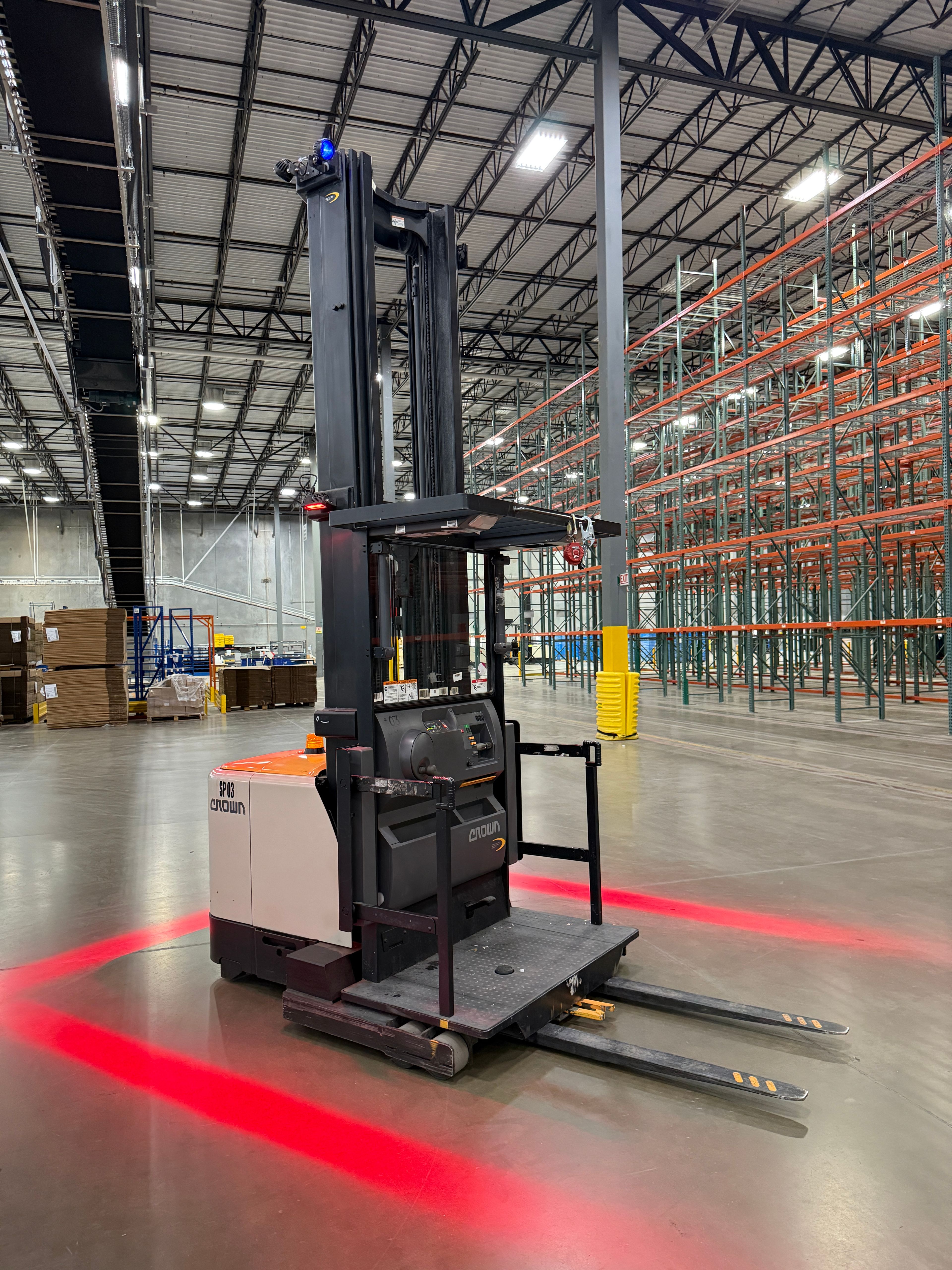 Crown Order Picker - SP-4000