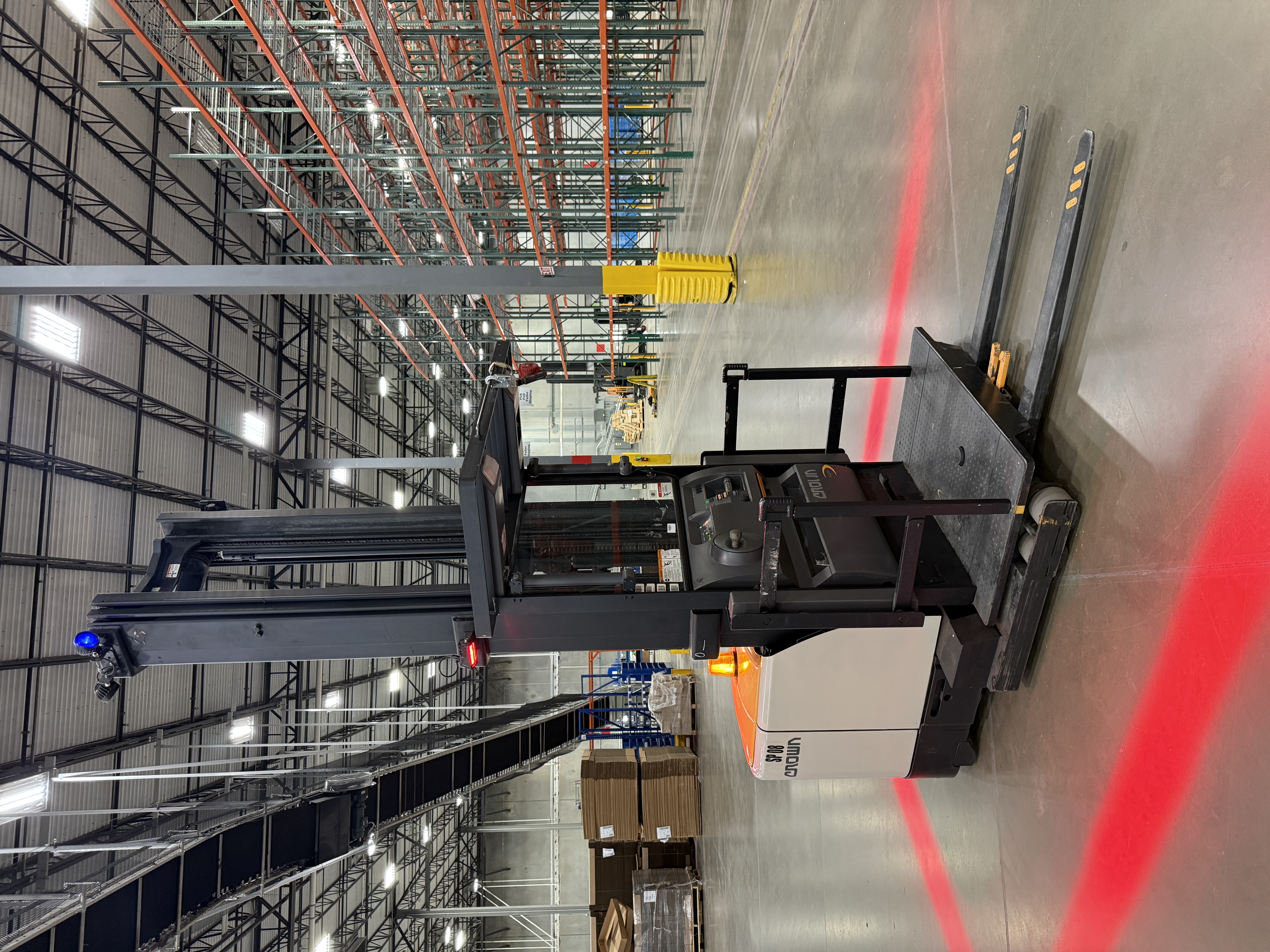 Crown Order Picker - SP-4000