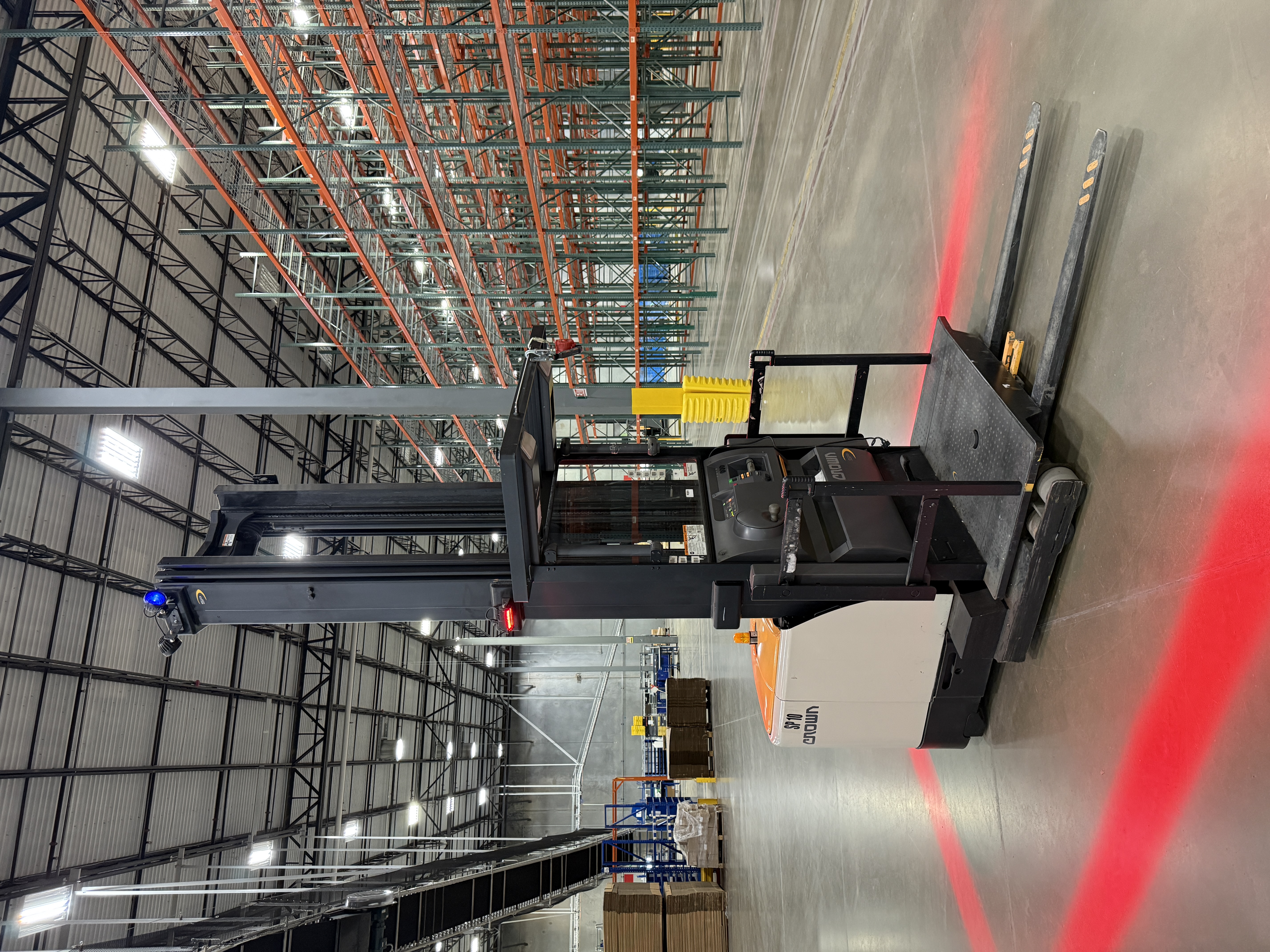 Crown Order Picker - SP-4000