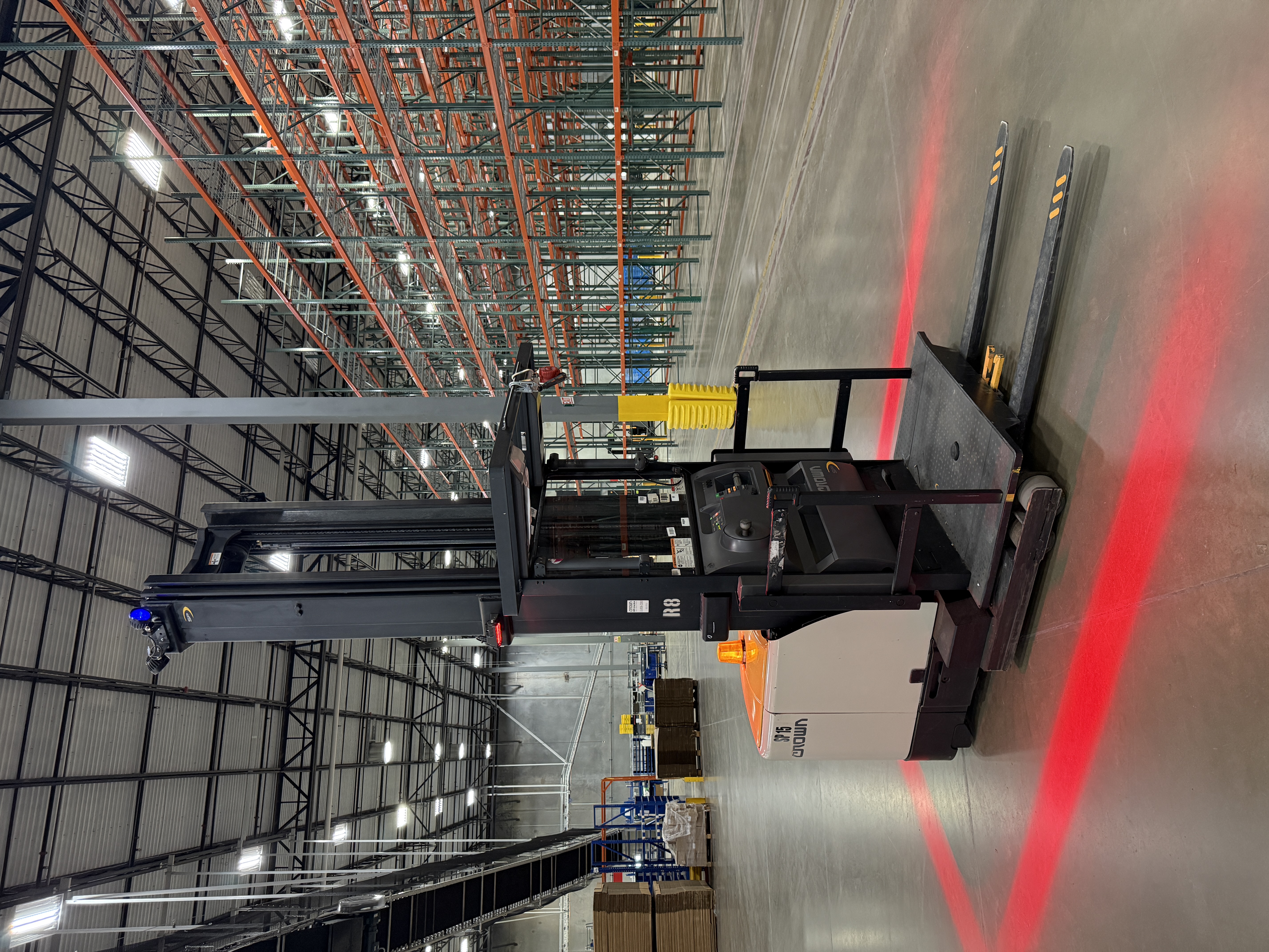 Crown Order Picker - SP-4000