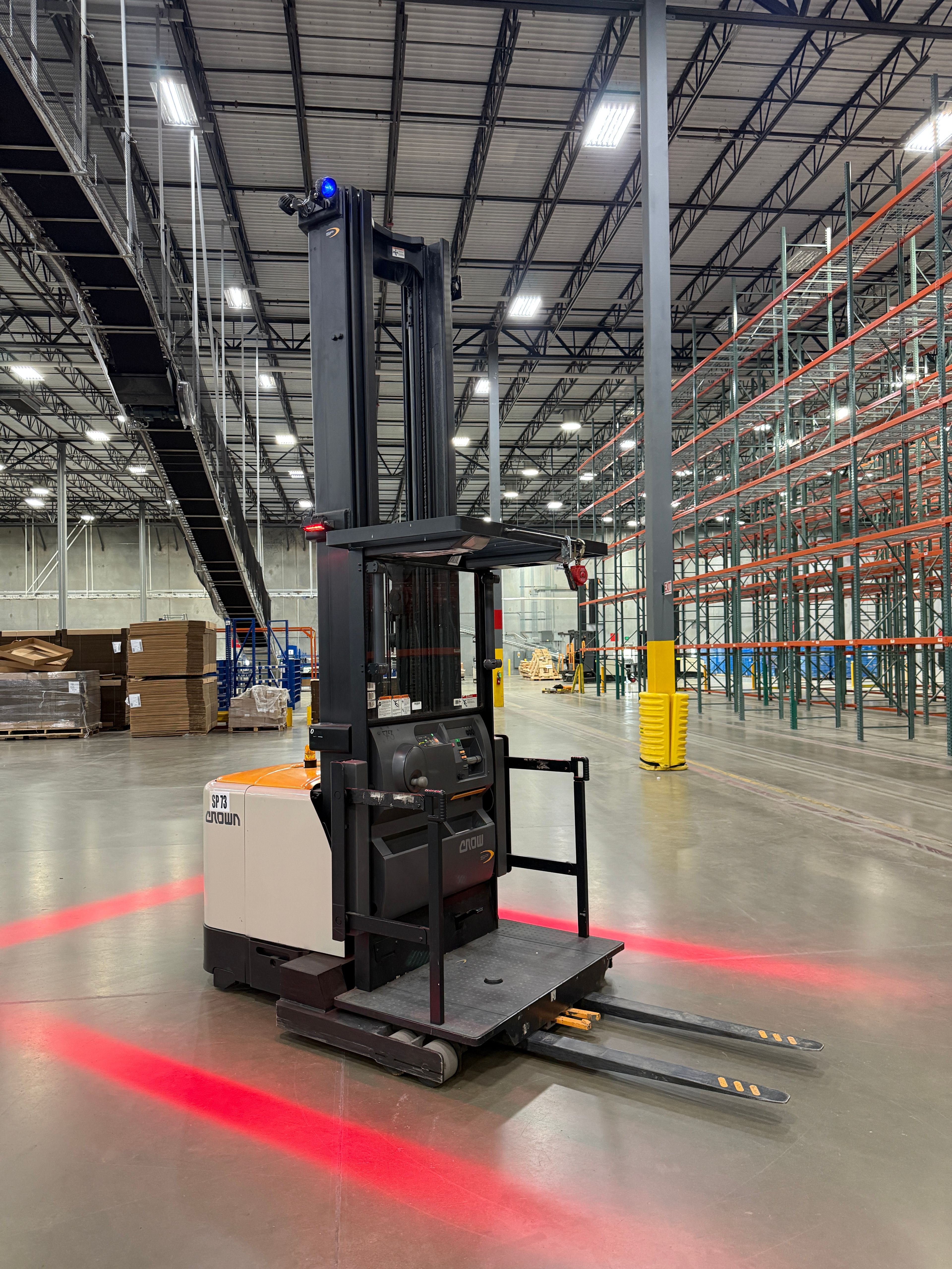 Crown Order Picker - SP-4000