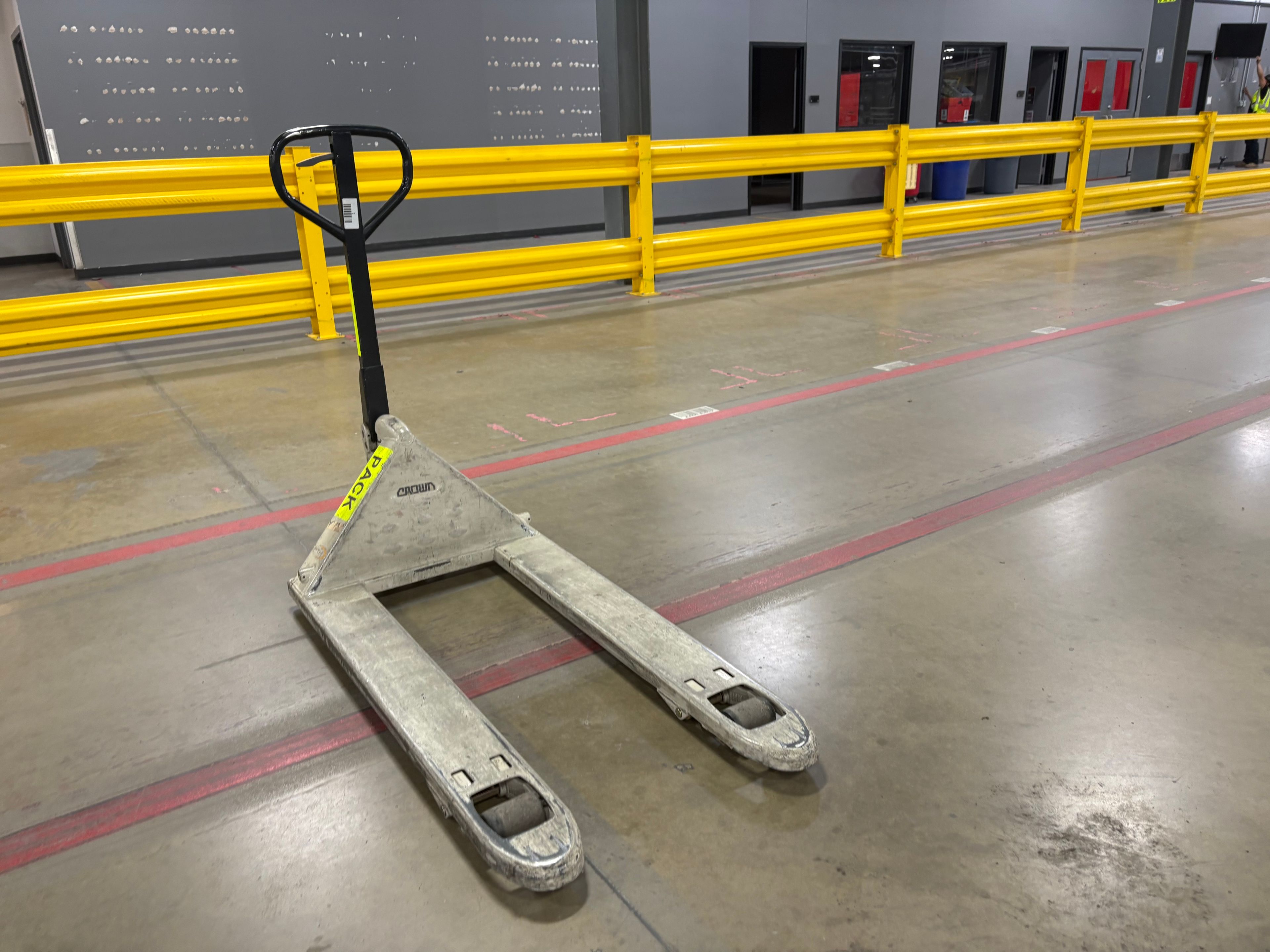 Standard Pallet Jack - Document 1
