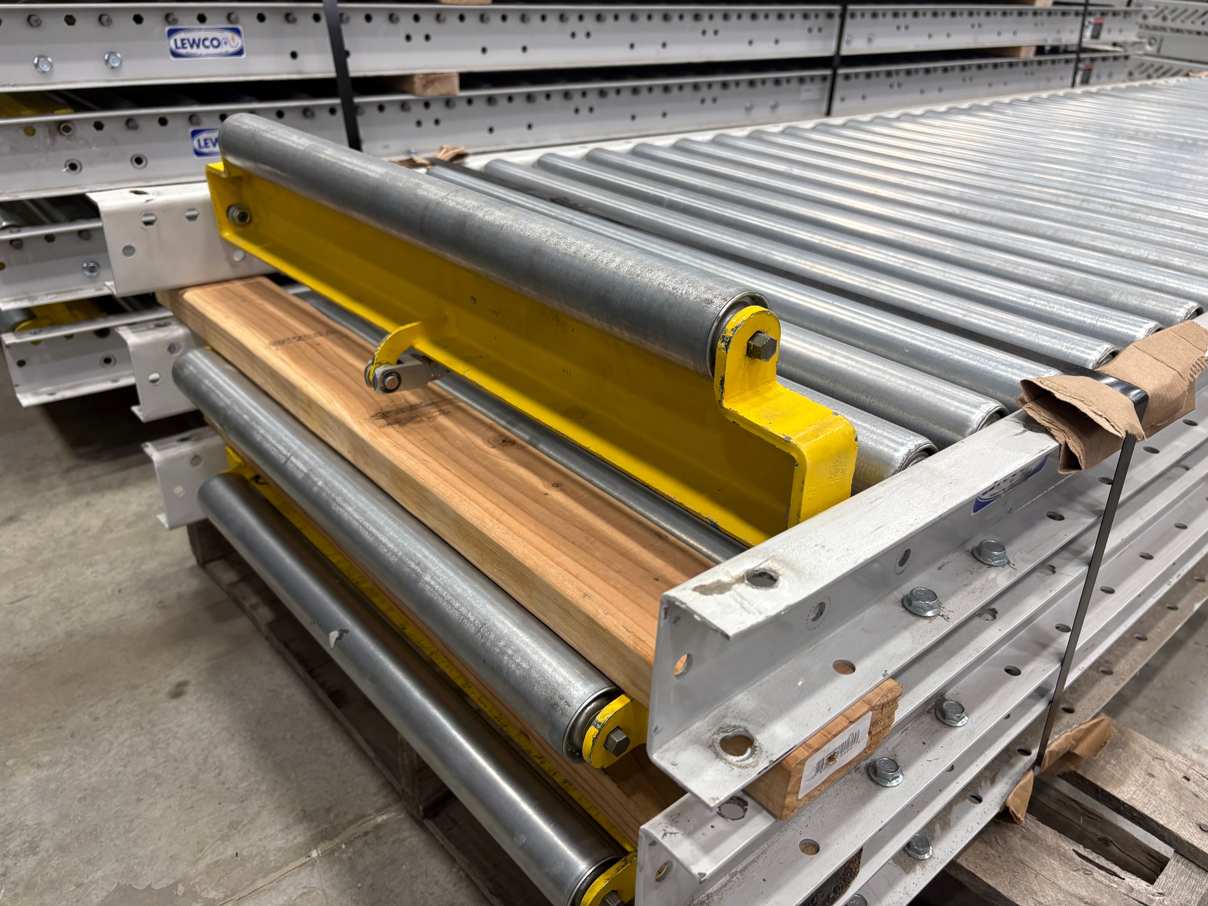 Lewcon Gravity Conveyor - 10' x 31" With Product Stop -  - Document 2