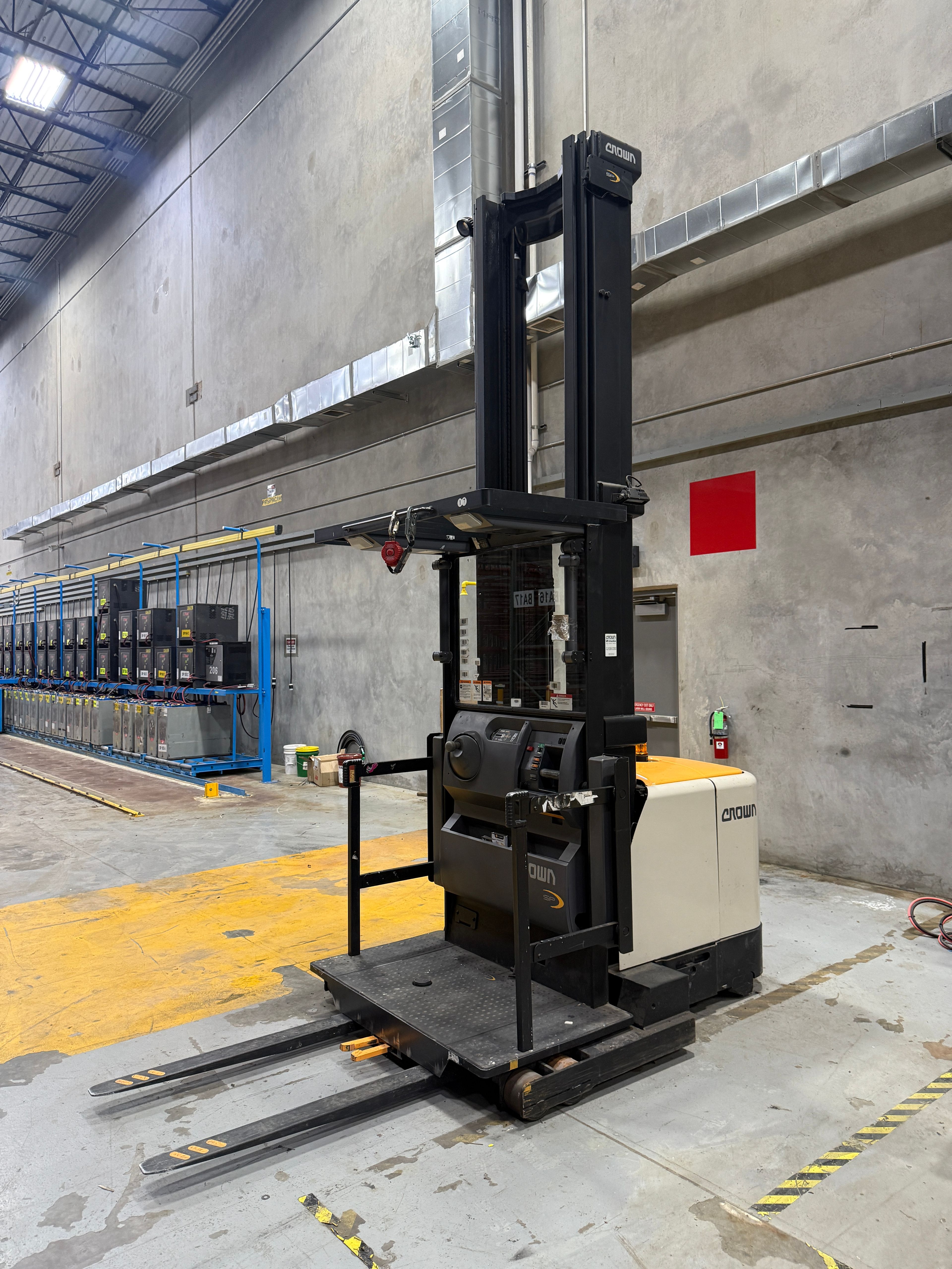 Crown Order Picker - SP-4000 - Travel Disabled - Maitenance