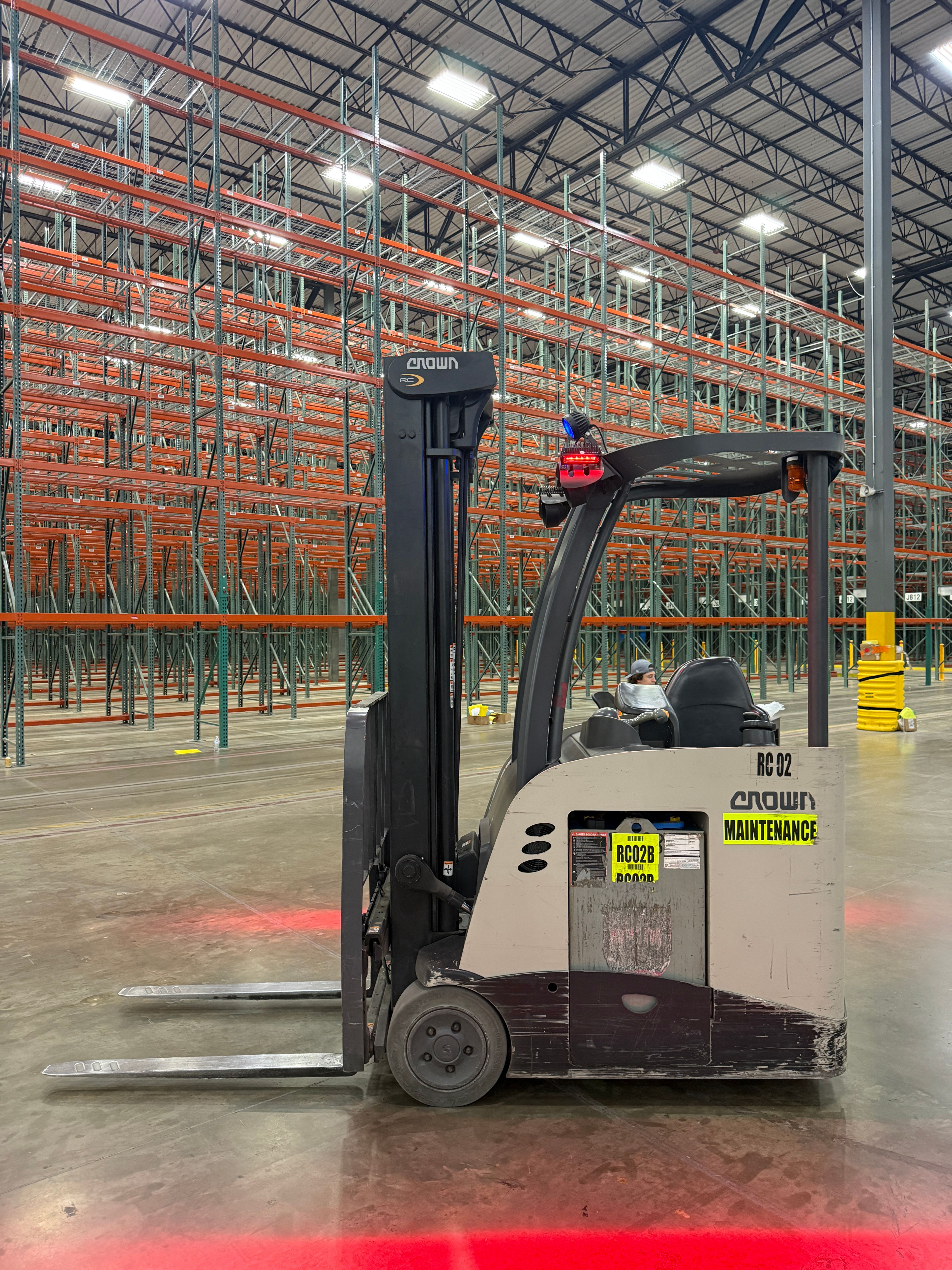 Crown Standup Counterbalance Forklift - RC-5500 - Document 5