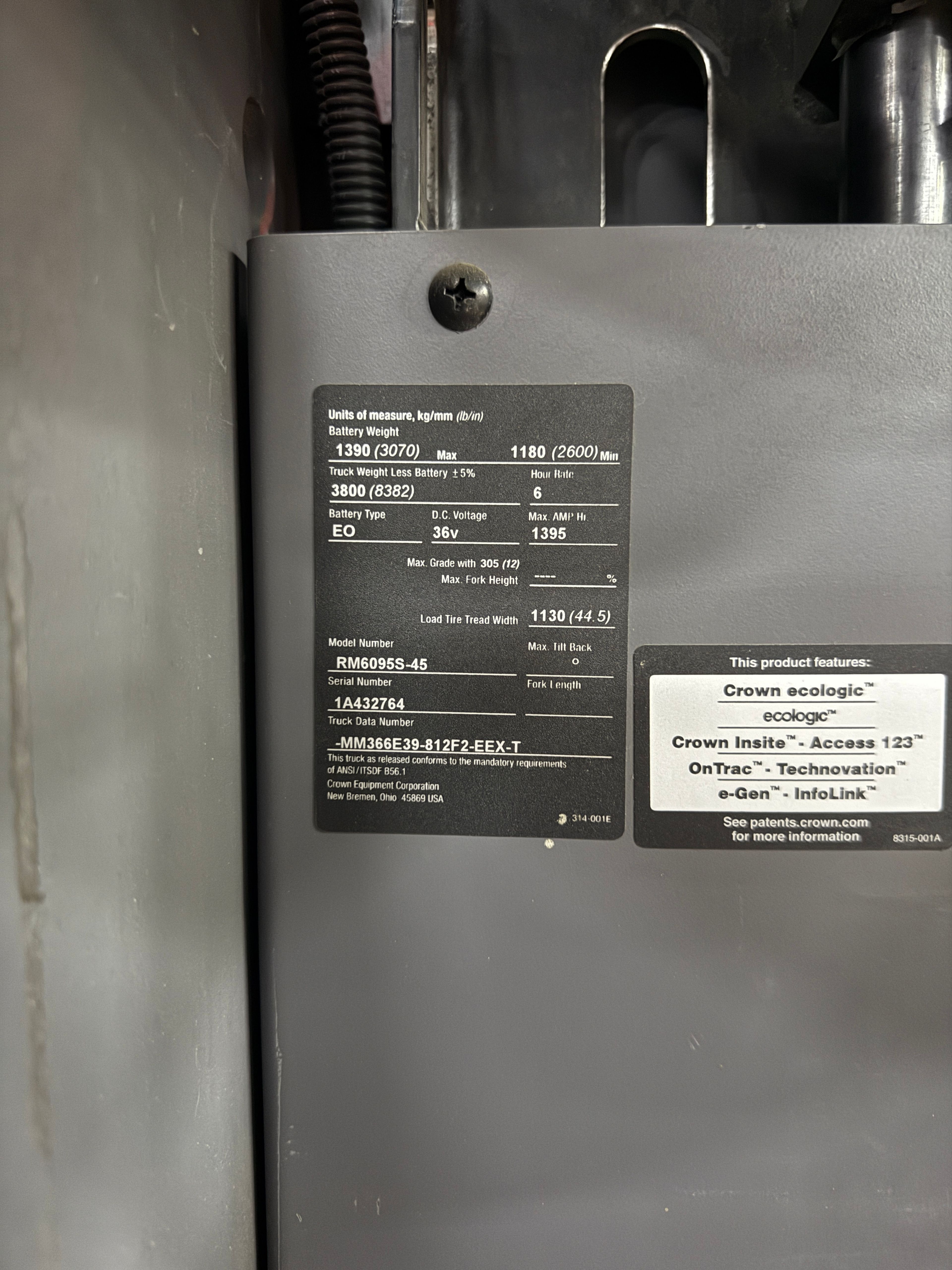 Crown Reach Truck - RM-6000 - Document 7