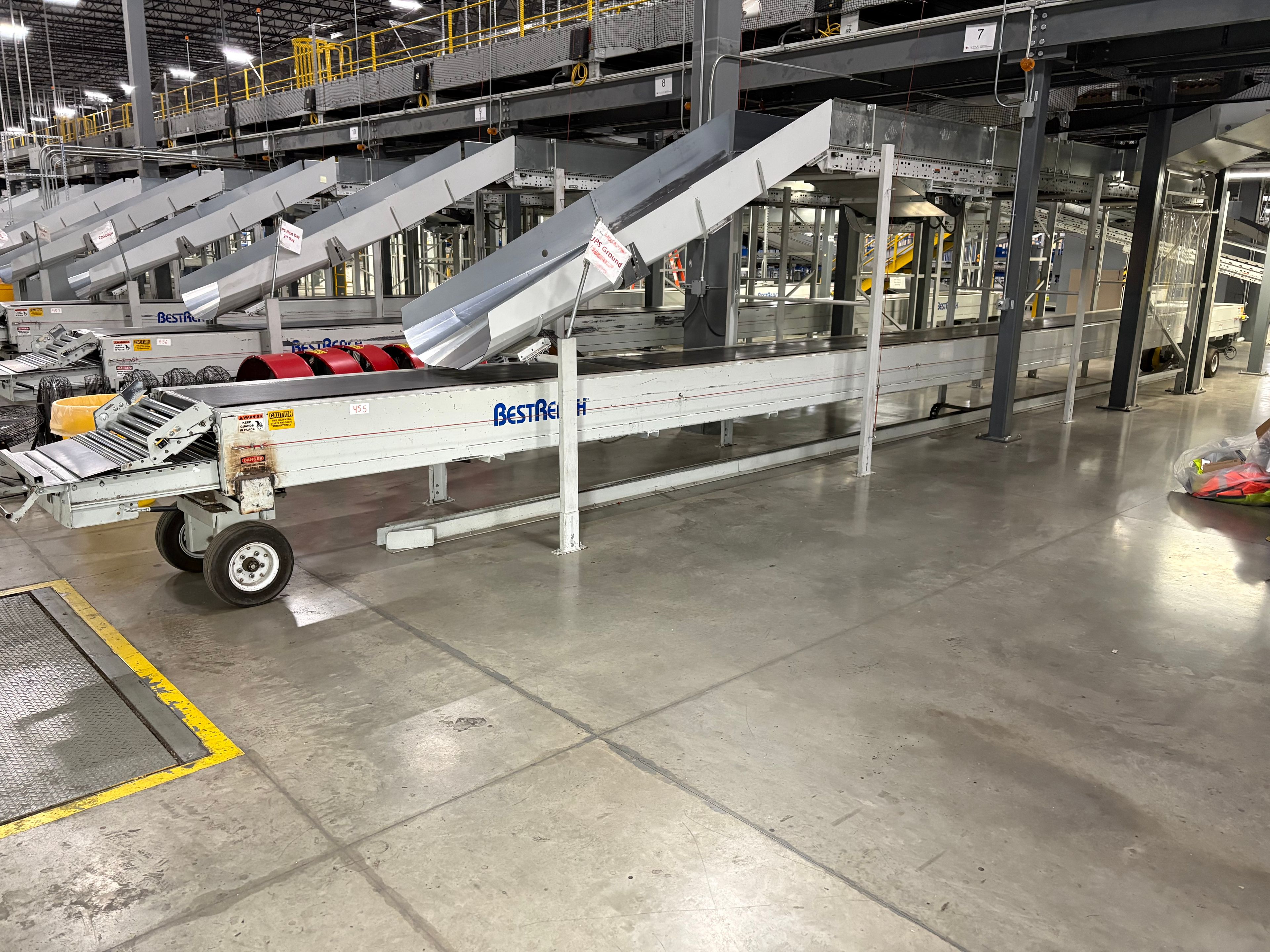 Best Reach Automated Truck Loader - 48' x 36" x 38" - Single Boom