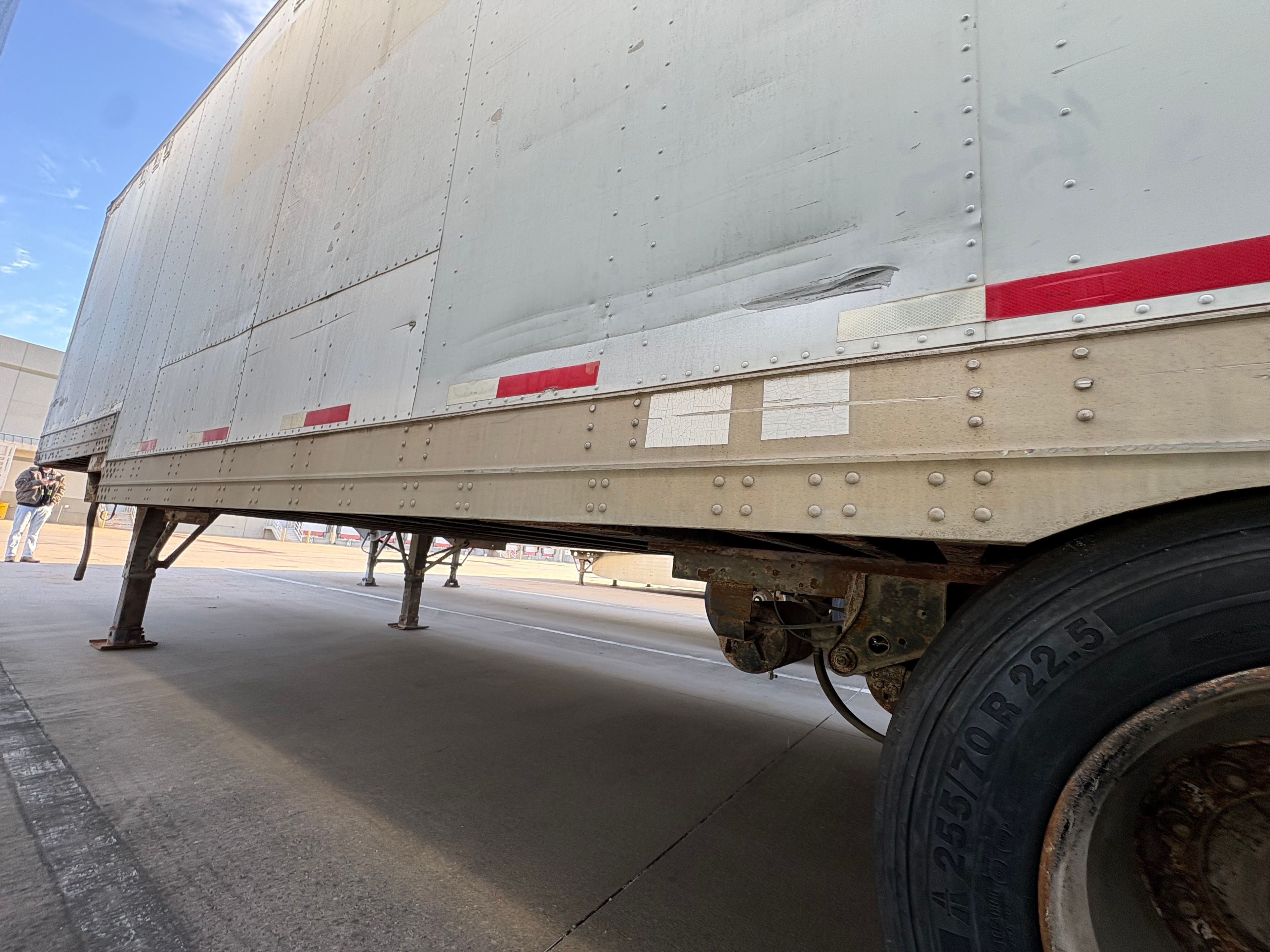 Fruehauf Box Trailer - 28' Standard Box Trailer Model - Document 5