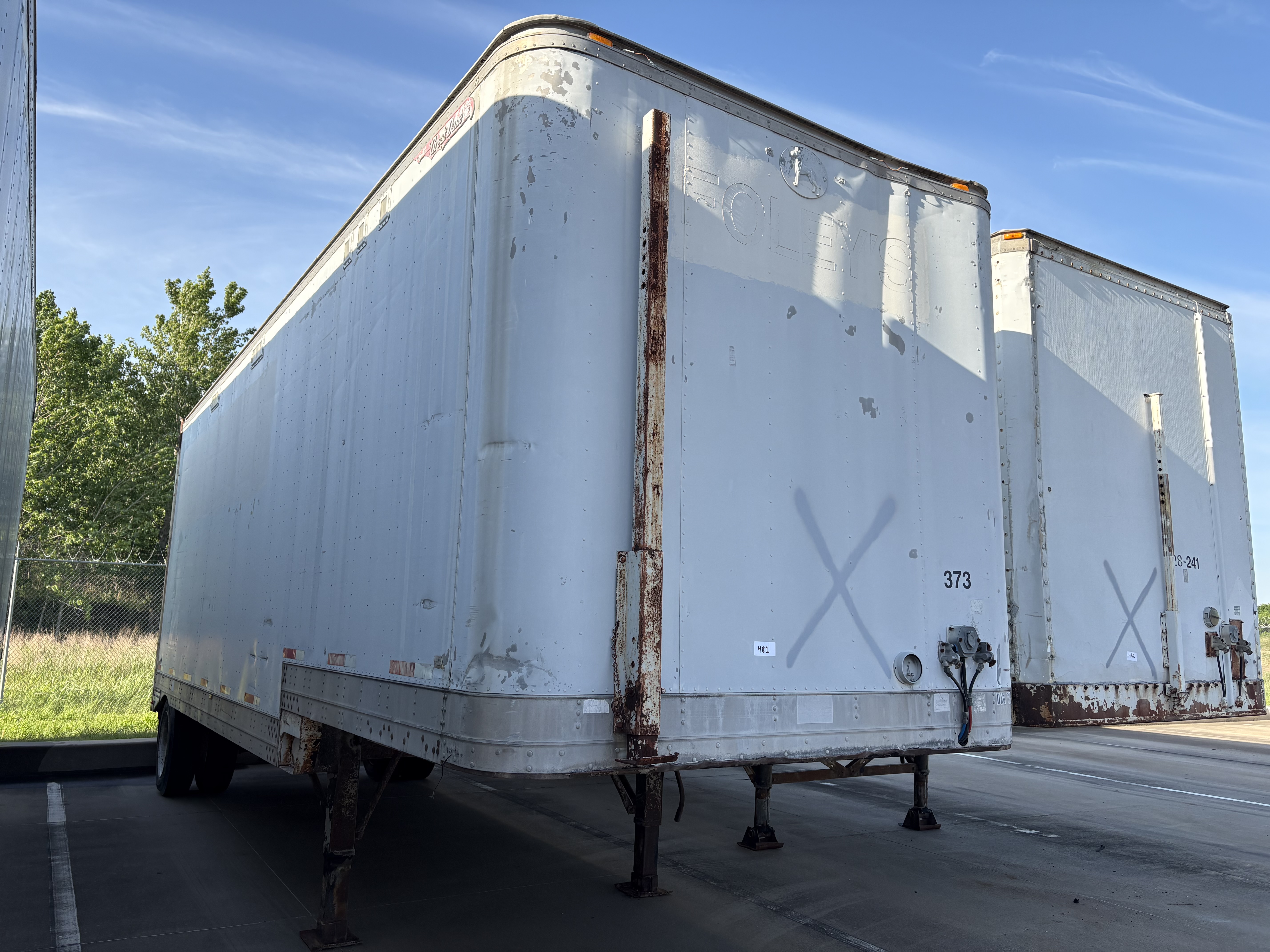 Fruehauf Box Trailer - 28' Standard Box Trailer Model
