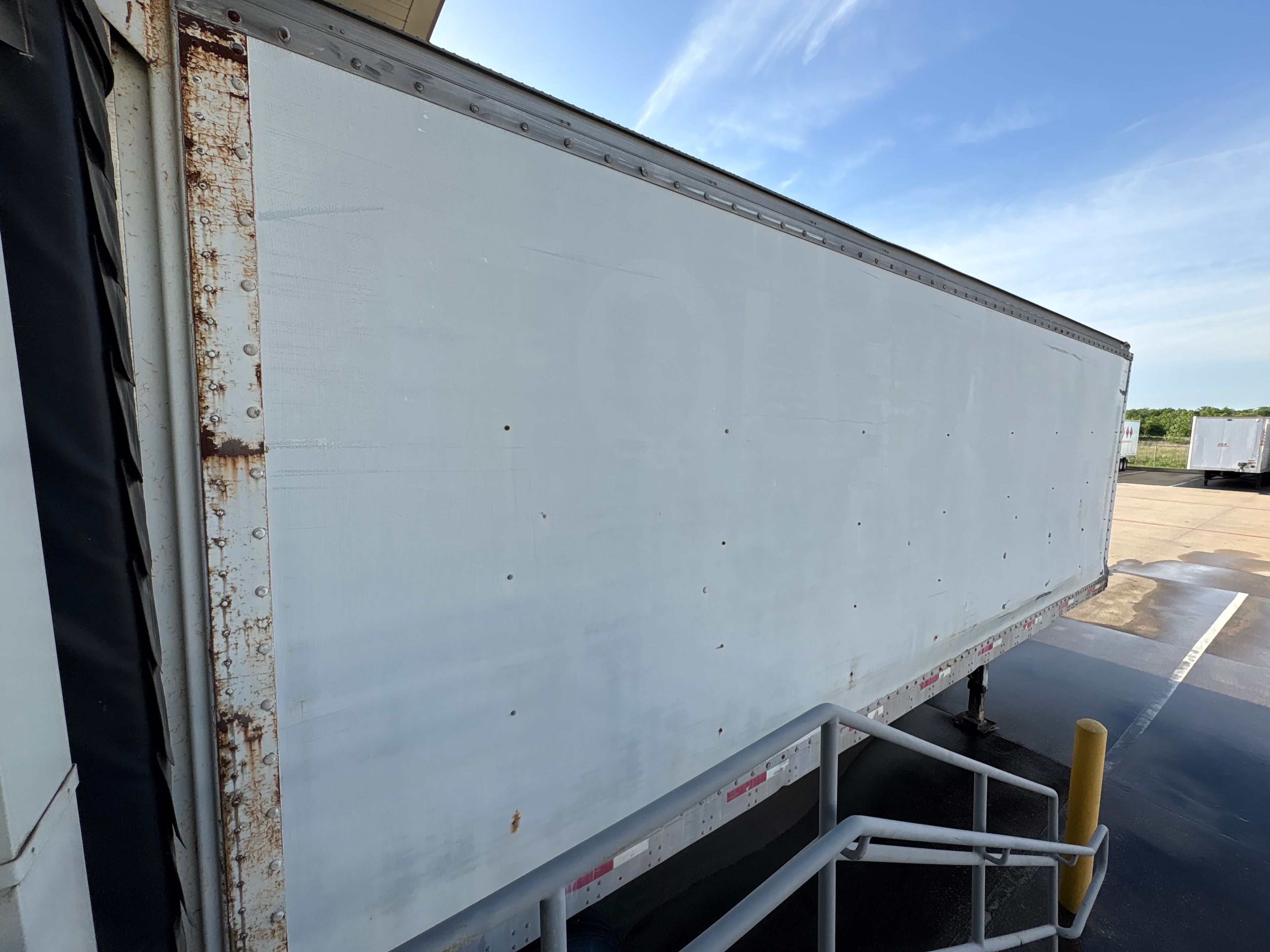 1986 Fruehauf 28' Box Trailer - Document 4