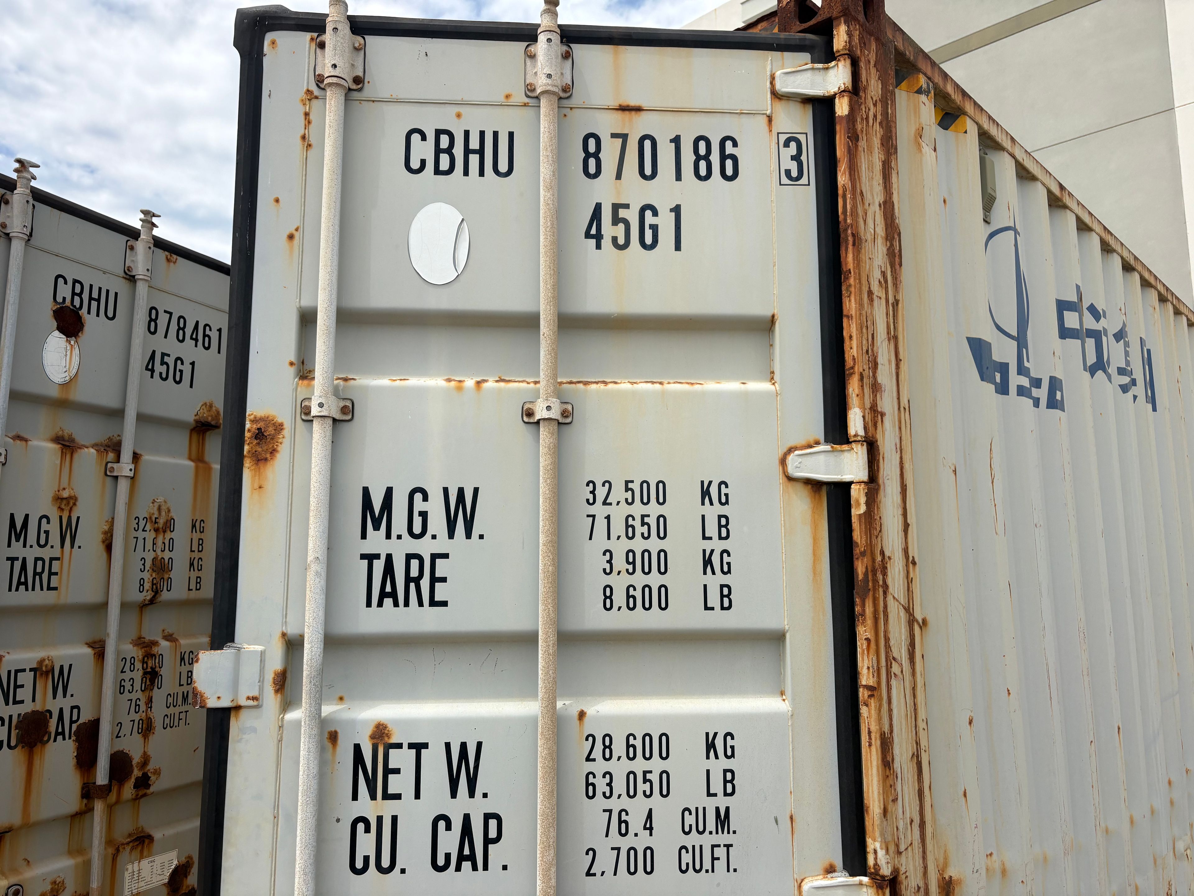 CIMC Storage Container - 40' x 8' x 116" - 2700 Cubic Feet - 3' x 3' Window Hole - Document 3