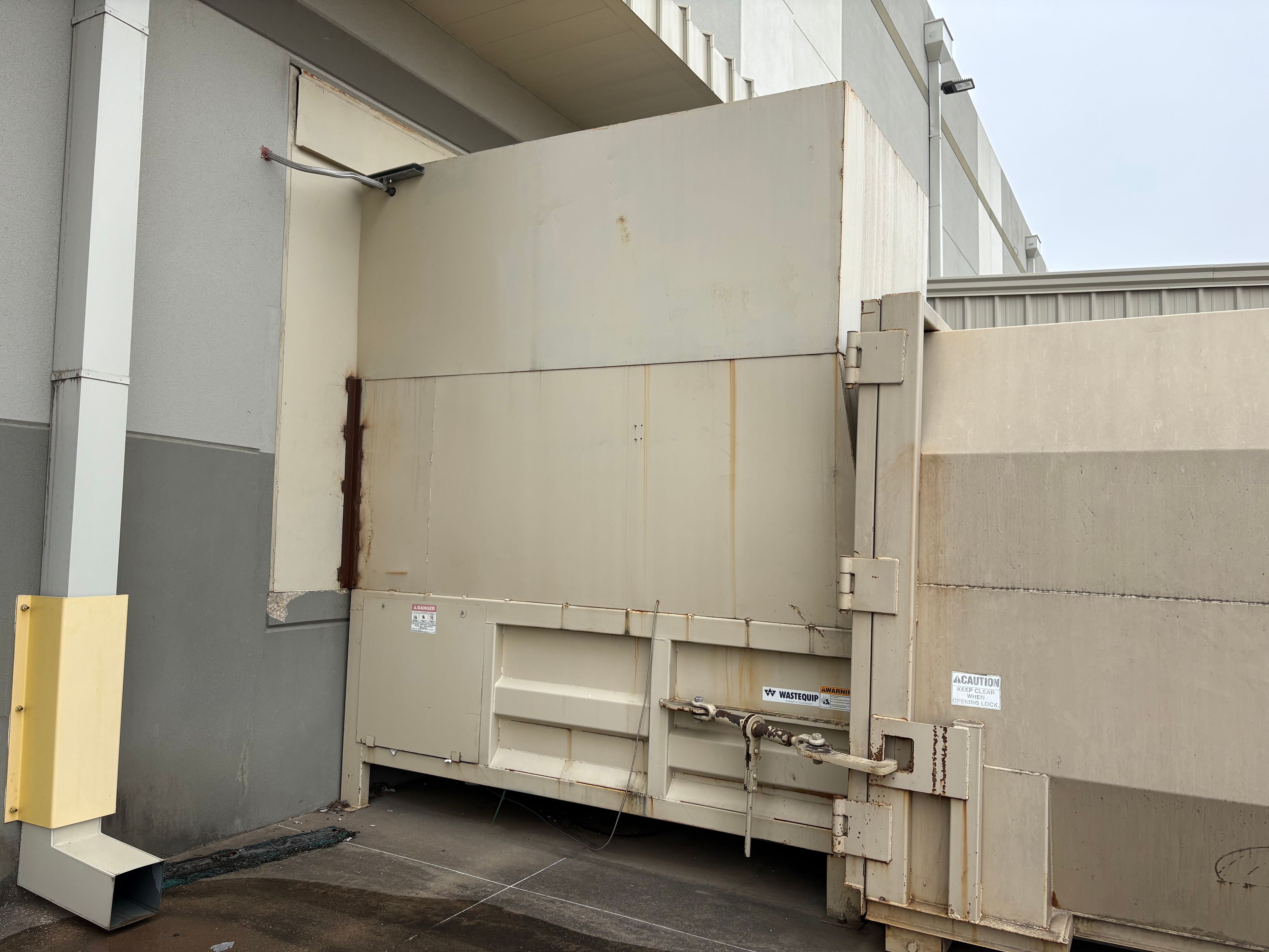 Waste Equipt  Door Compactor Unit - Model 245HD - Document 2