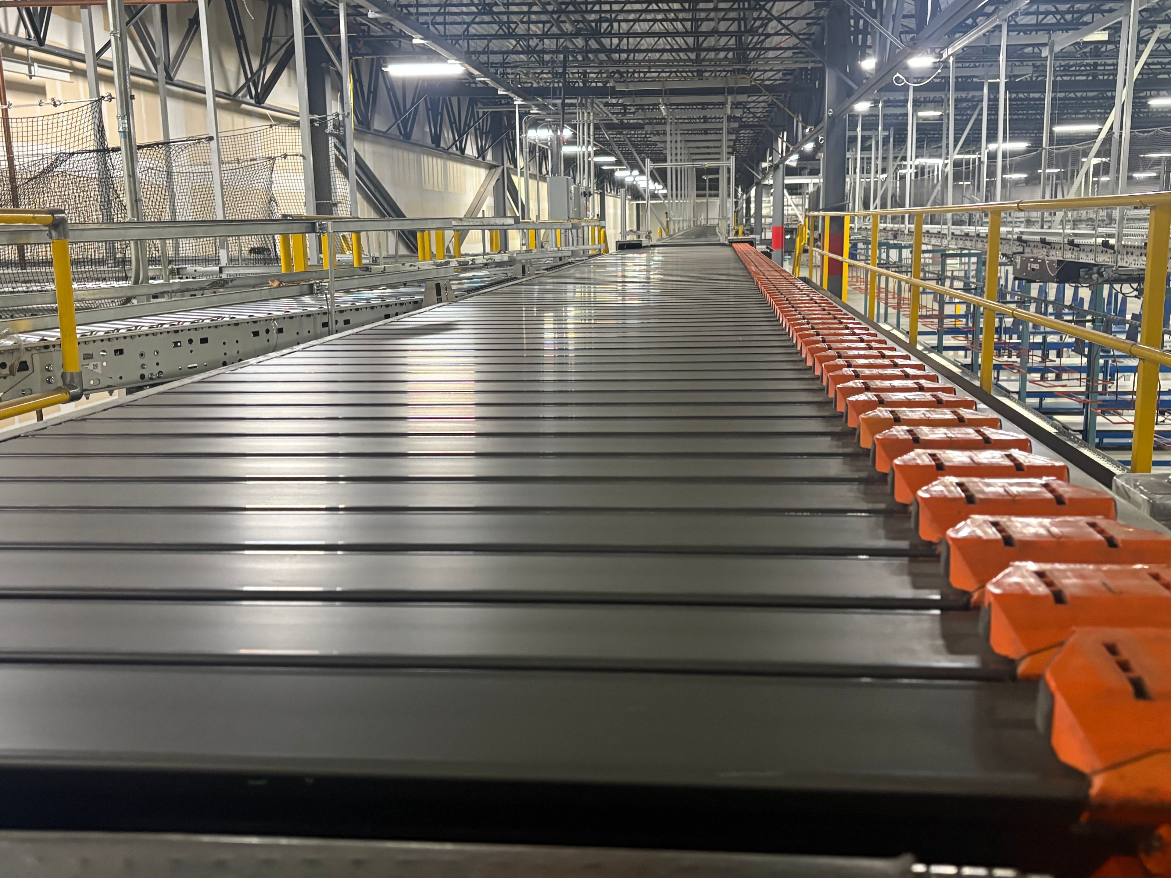 Dematic High-Rate Slat Sorter - Model 2420 RS200 Plus - 52' 4" x 54" x 39" - Document 9