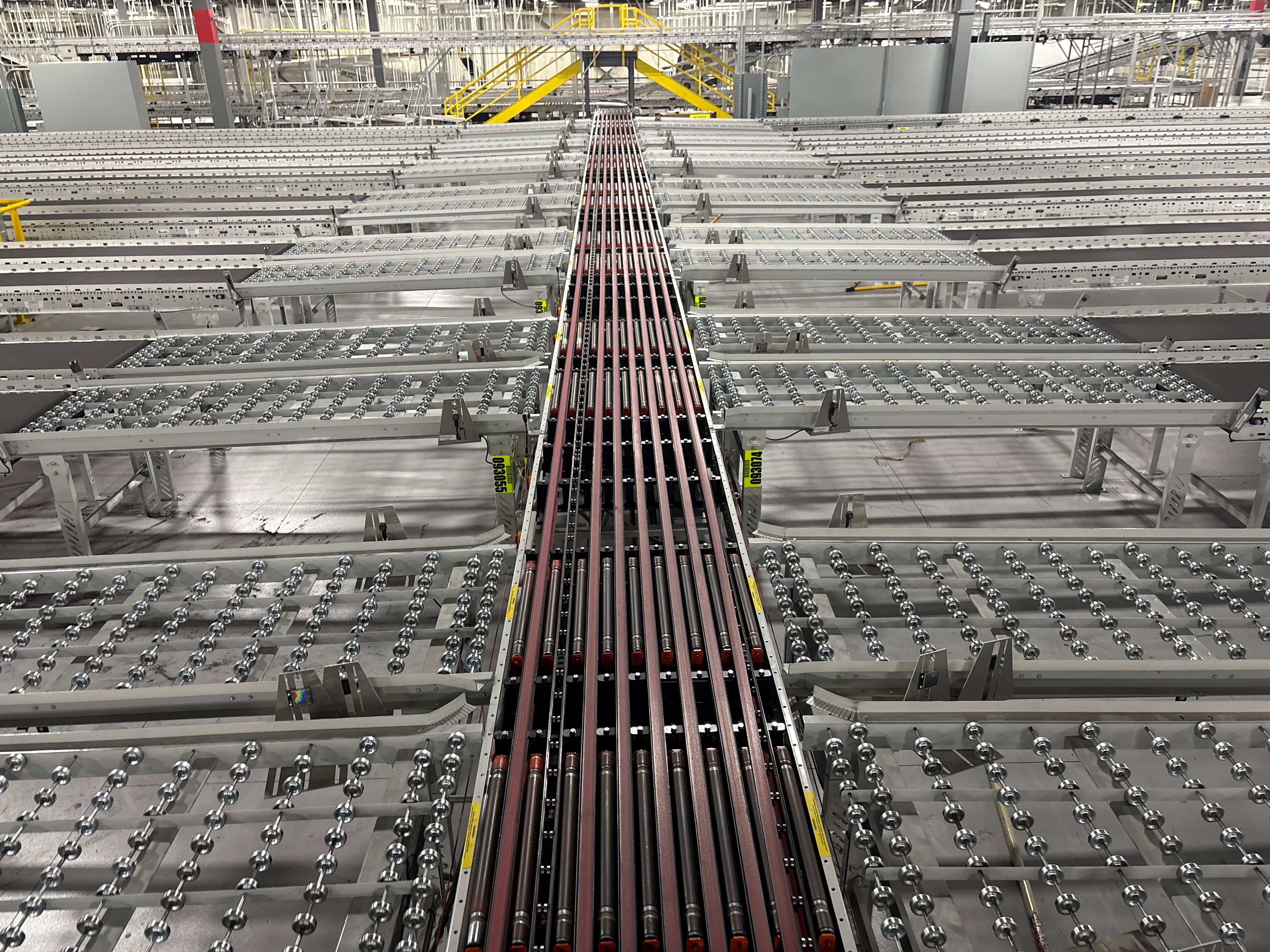 TGW Narrow Belt Sorter - NBS 30/90 - 87' 8" x 30" x 22" - 14 Double Sided Send-offs - Document 19