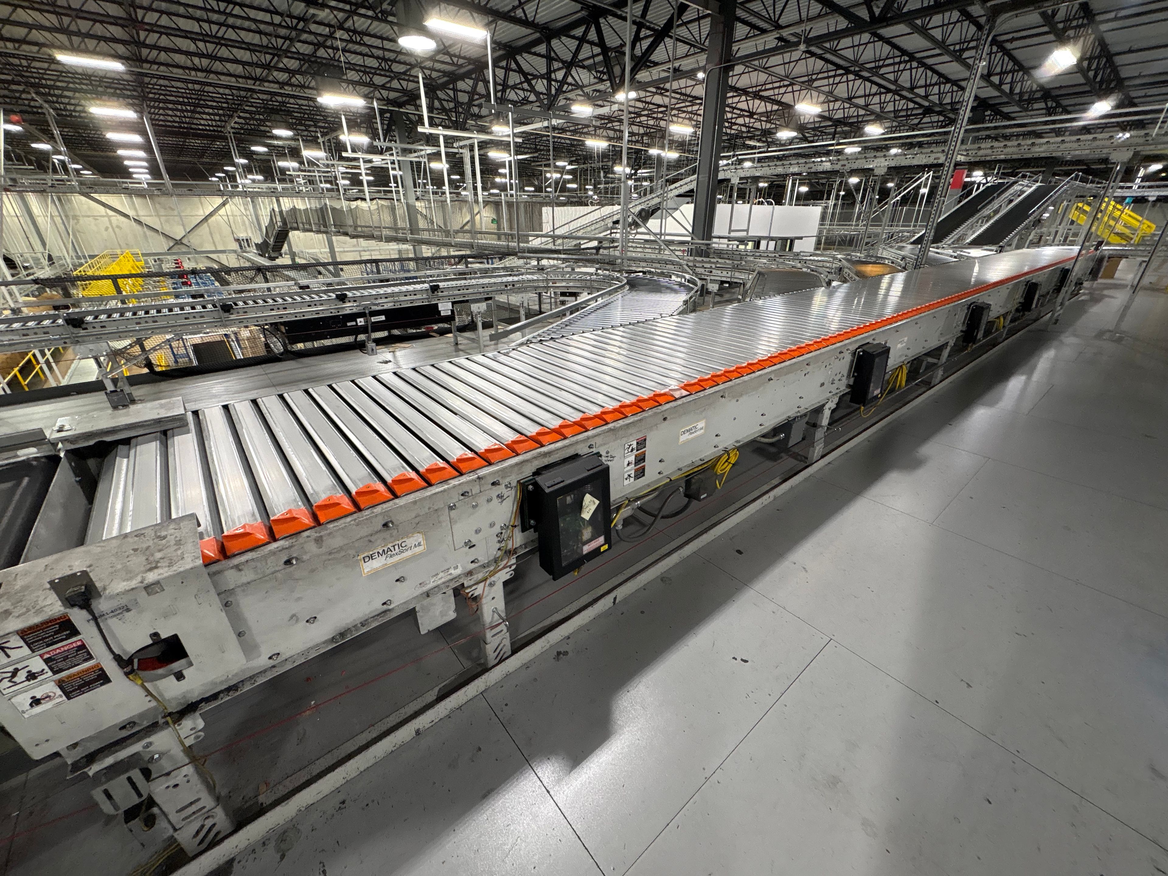 Dematic Mid-Rate Slat Sorter - Model Flex sort ML - 51' 1" x 46" x 33" - Document 6