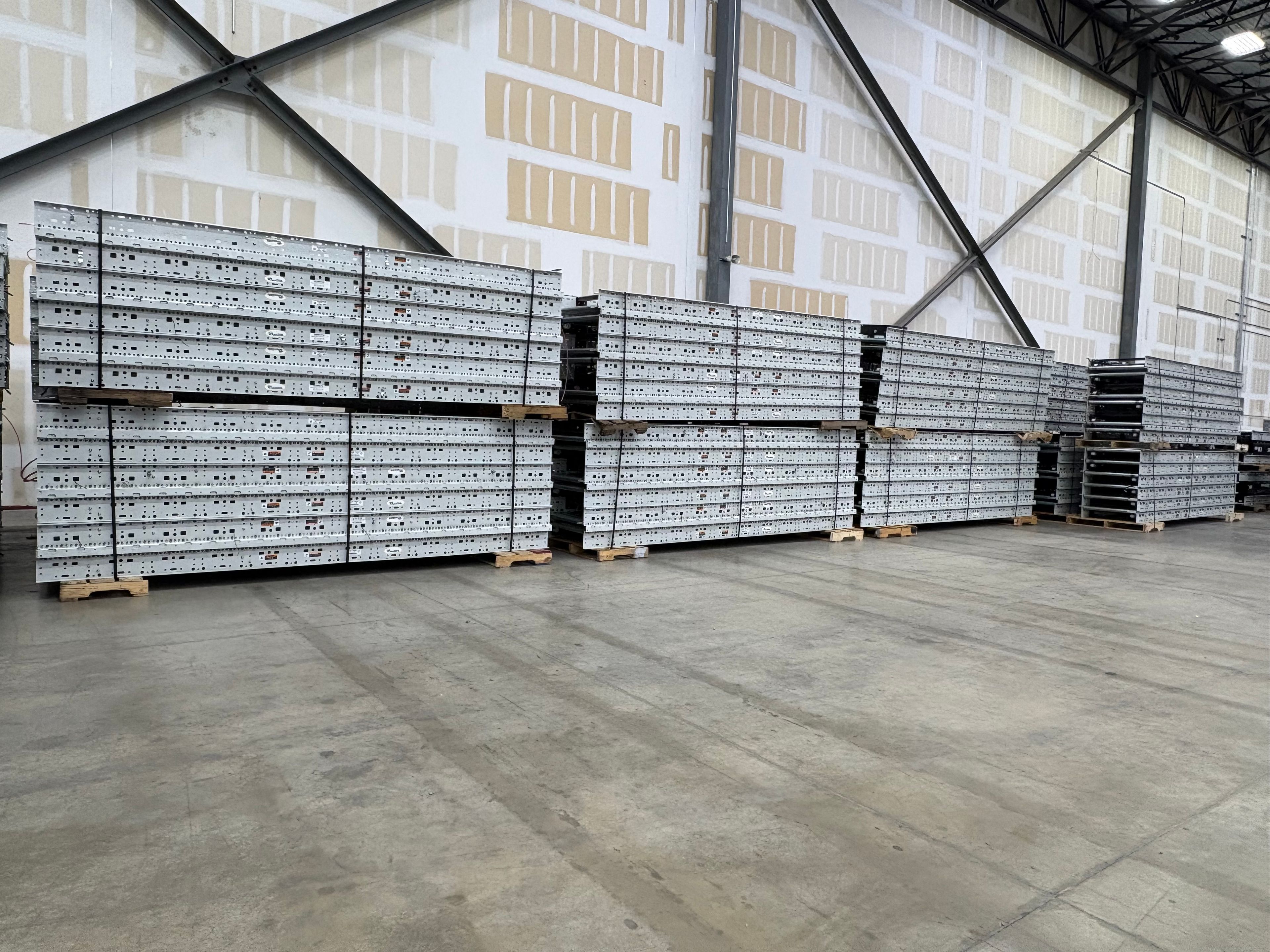 Dematic Rapistan MDR Conveyor Bed - 144" x 31" - Document 6