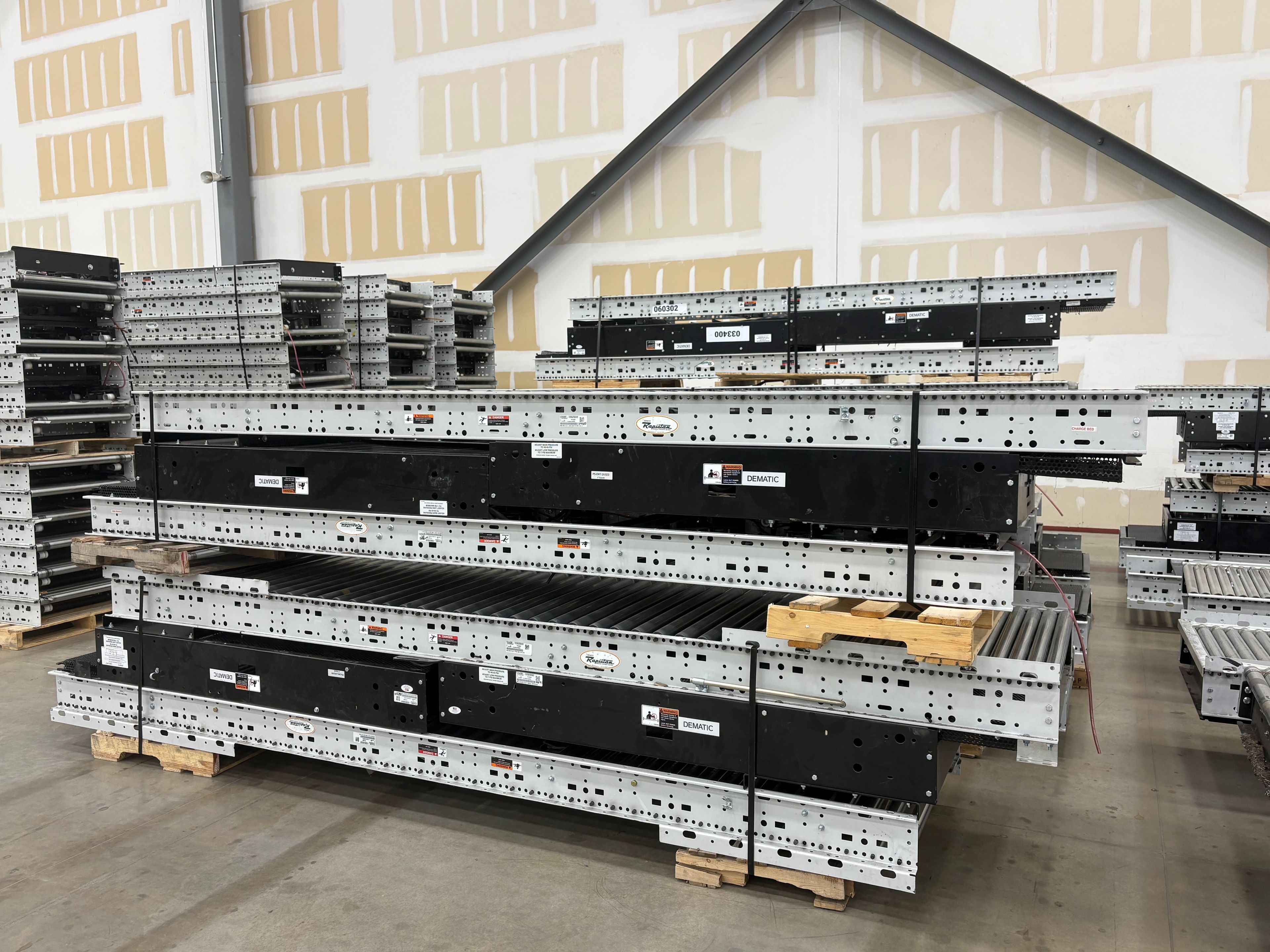 Dematic Rapistan MDR Motor Conveyor Bed - 144" x 31" - Document 2