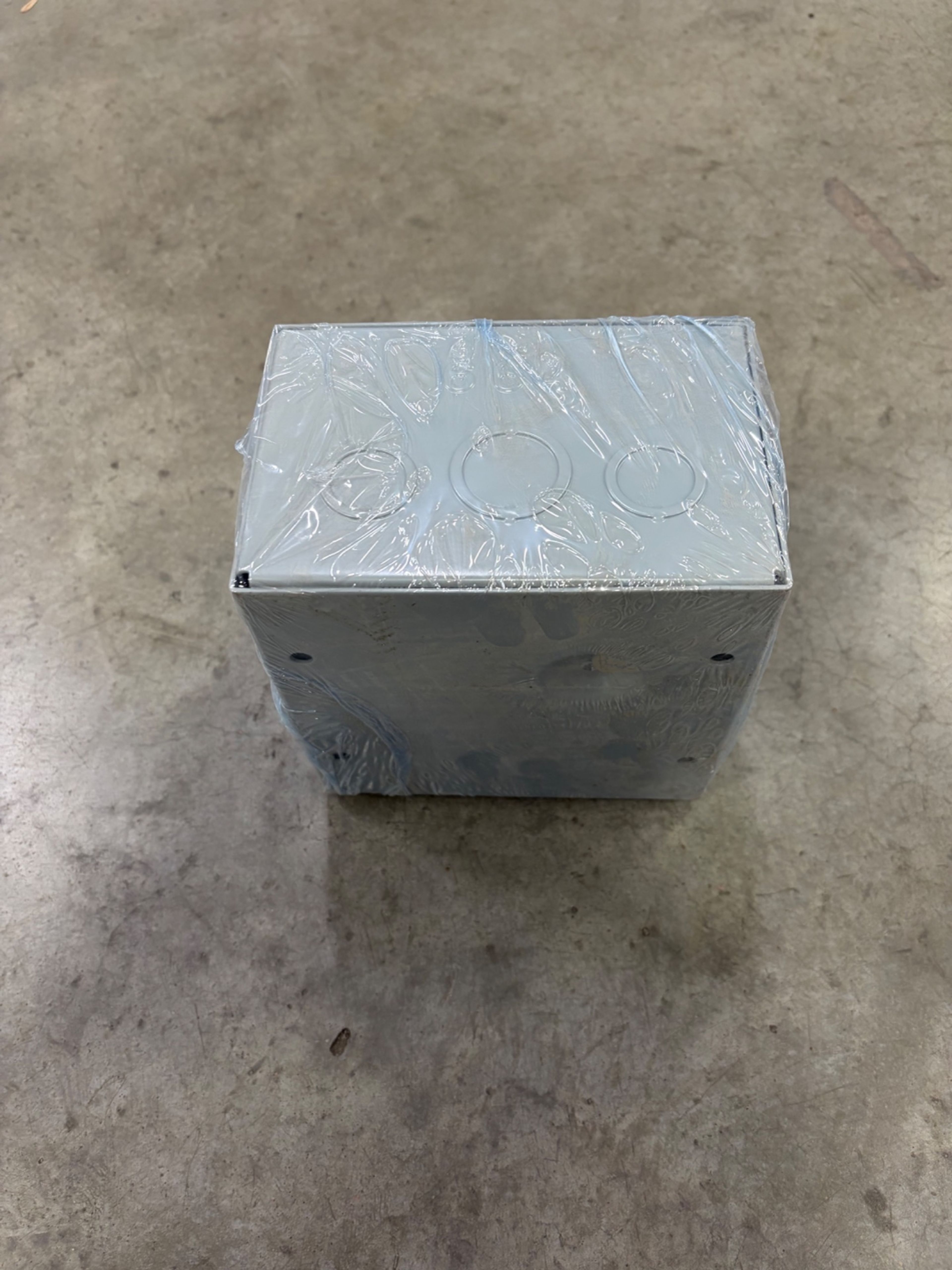 UMI Type 1 Junction Box Lot - 6" x 4" x 6" - Document 4