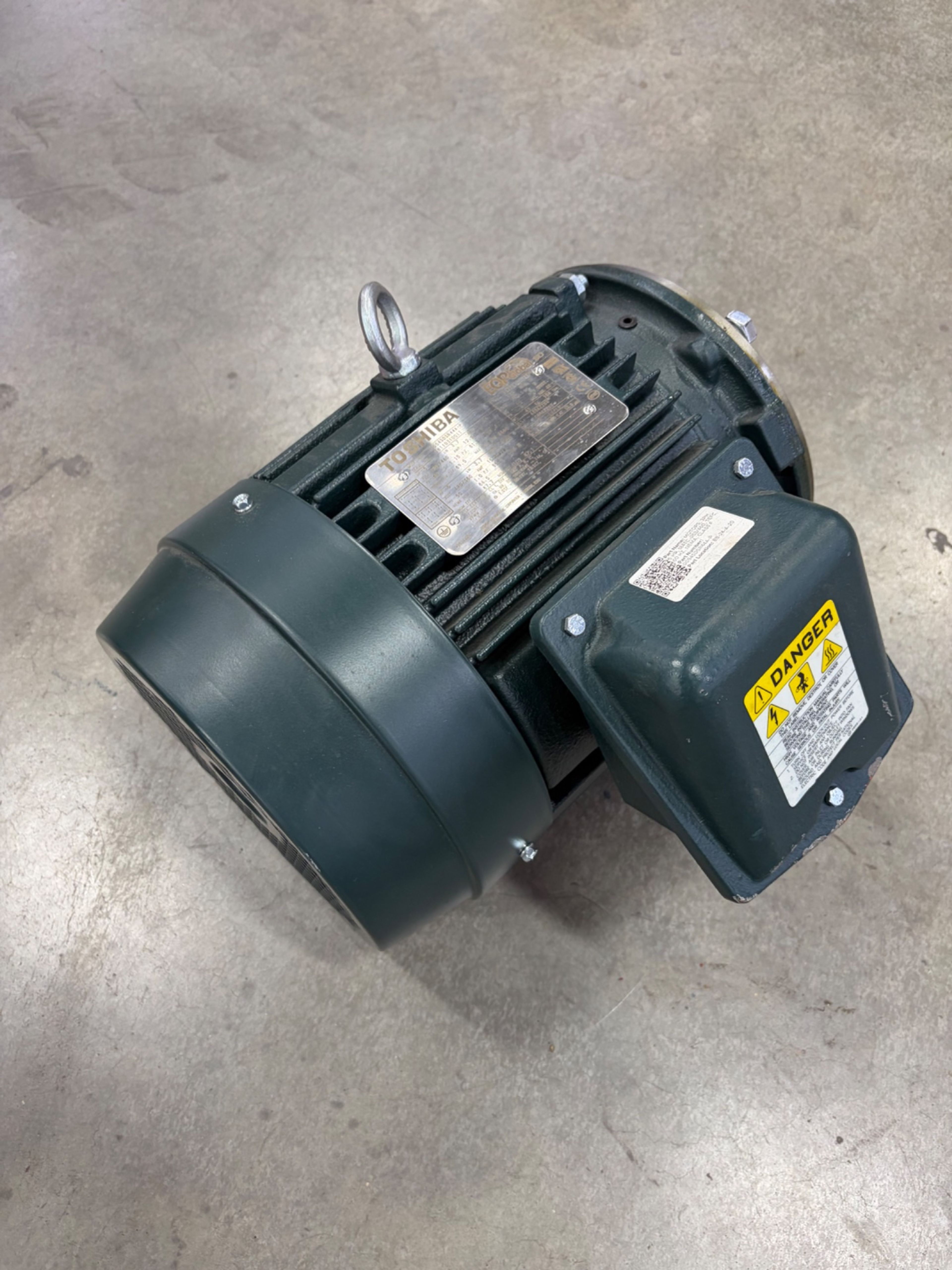 Toshiba 0054SDSR44A 5 HP Severe-Duty Motor - Document 2