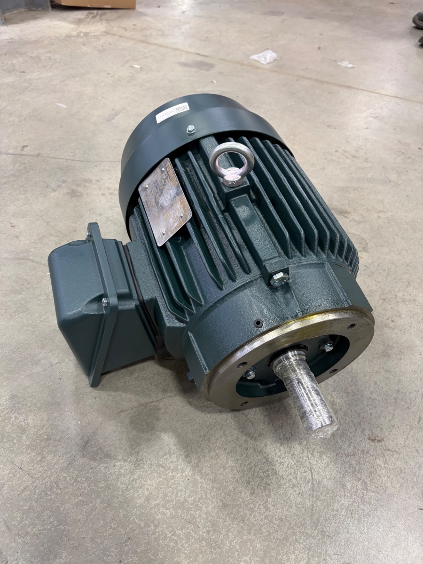 Toshiba Y754SDSR44A-P 7.5 HP Severe-Duty Motor