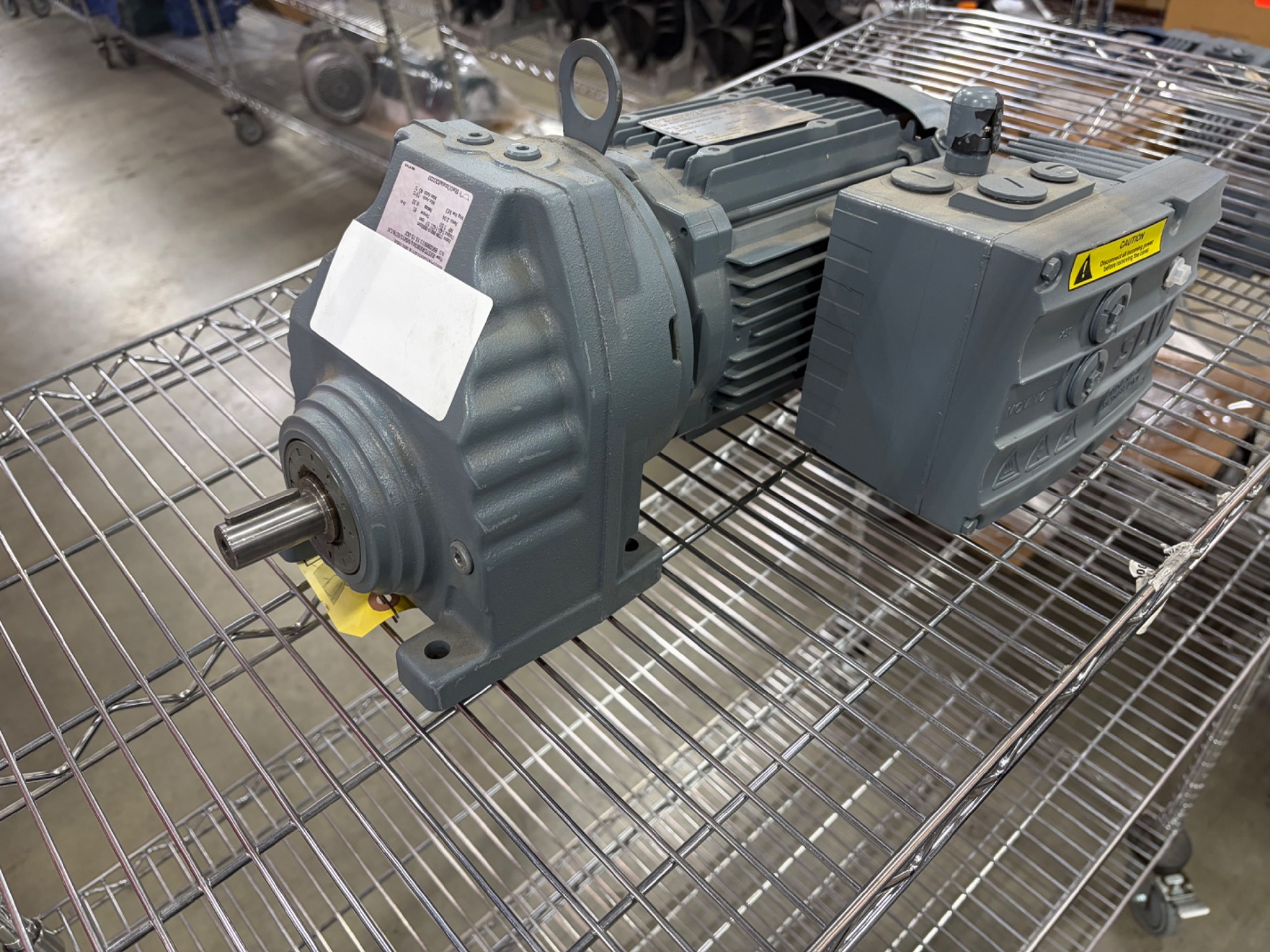 SEW-EURODRIVE RX57 DRE80M4/MM15/EI76/LN Gearmotor - Document 2