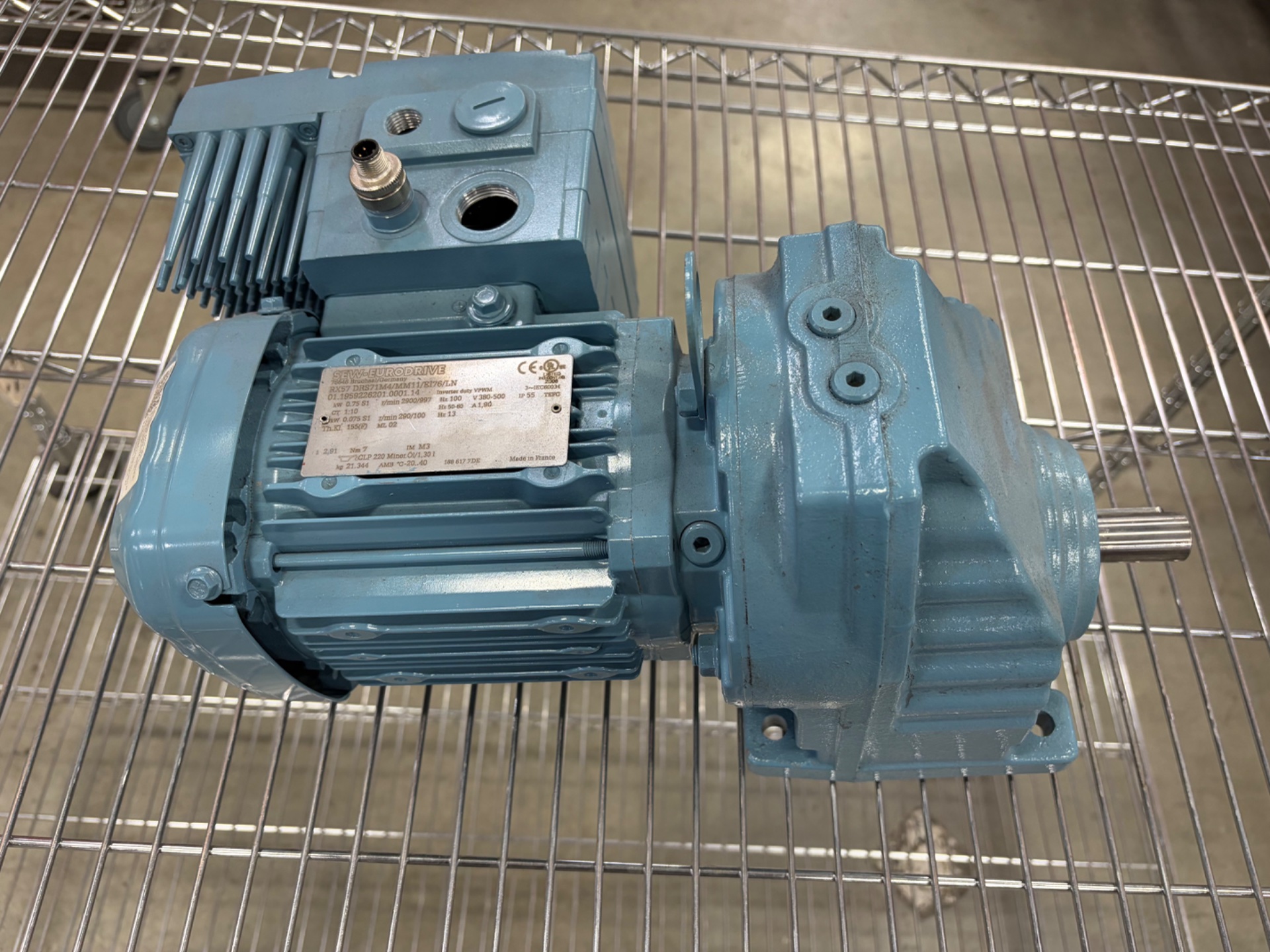 SEW-EURODRIVE RX57 DRS71M4/MM11/BT76/LN Gearmotor