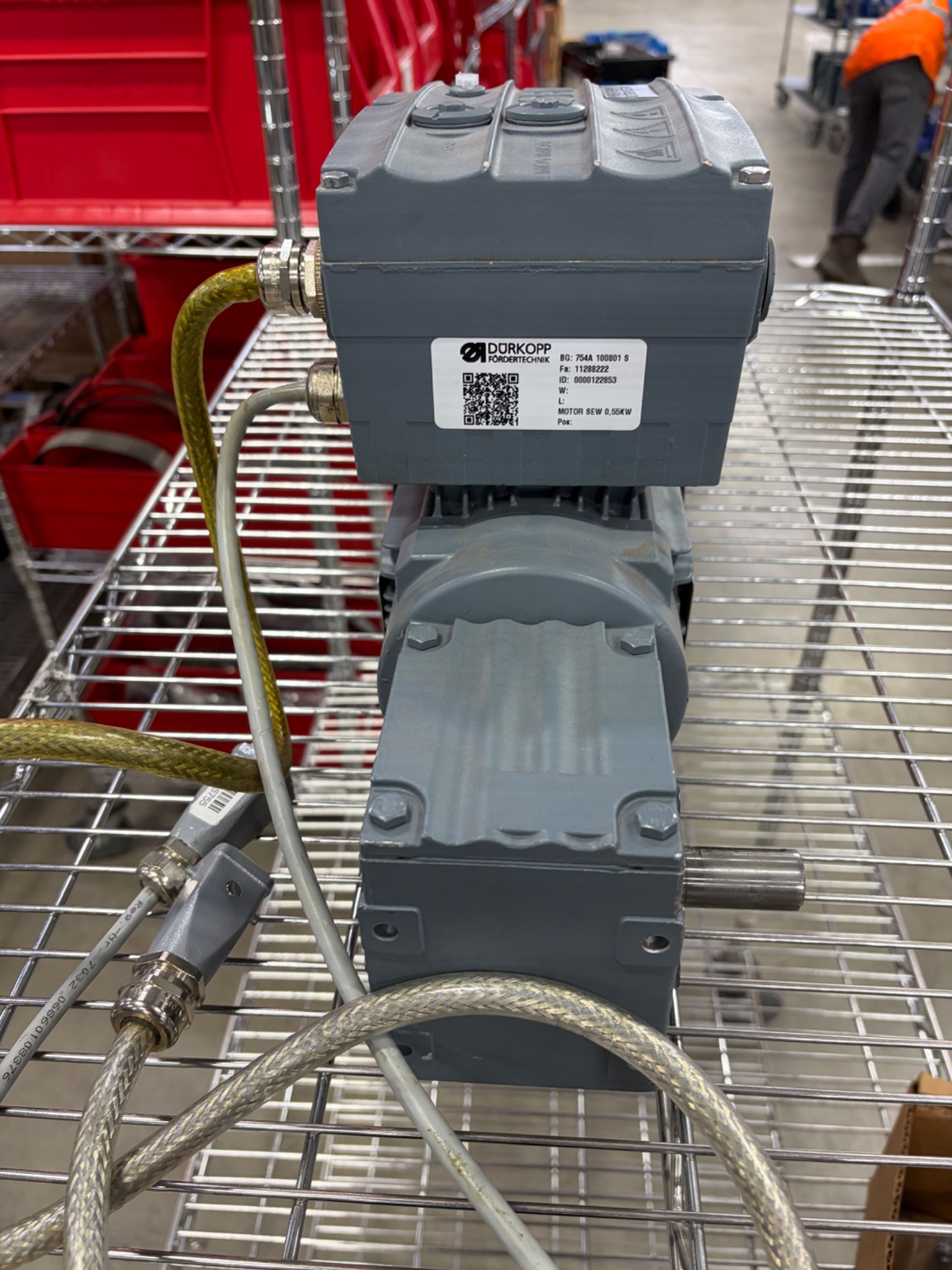 SEW-EURODRIVE W20 DRS71S4/MM05/LN Gearmotor - Document 4