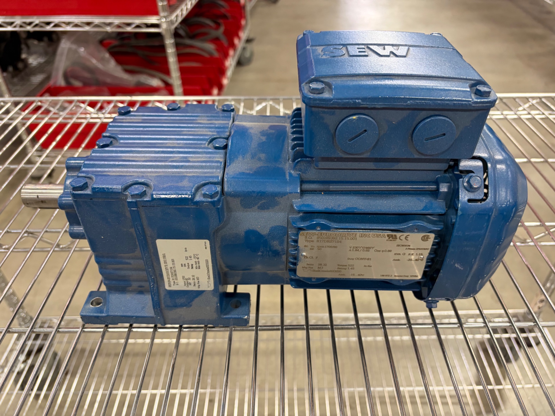 SEW-EURODRIVE R17 DRS71S4 0.5 HP Gearmotor