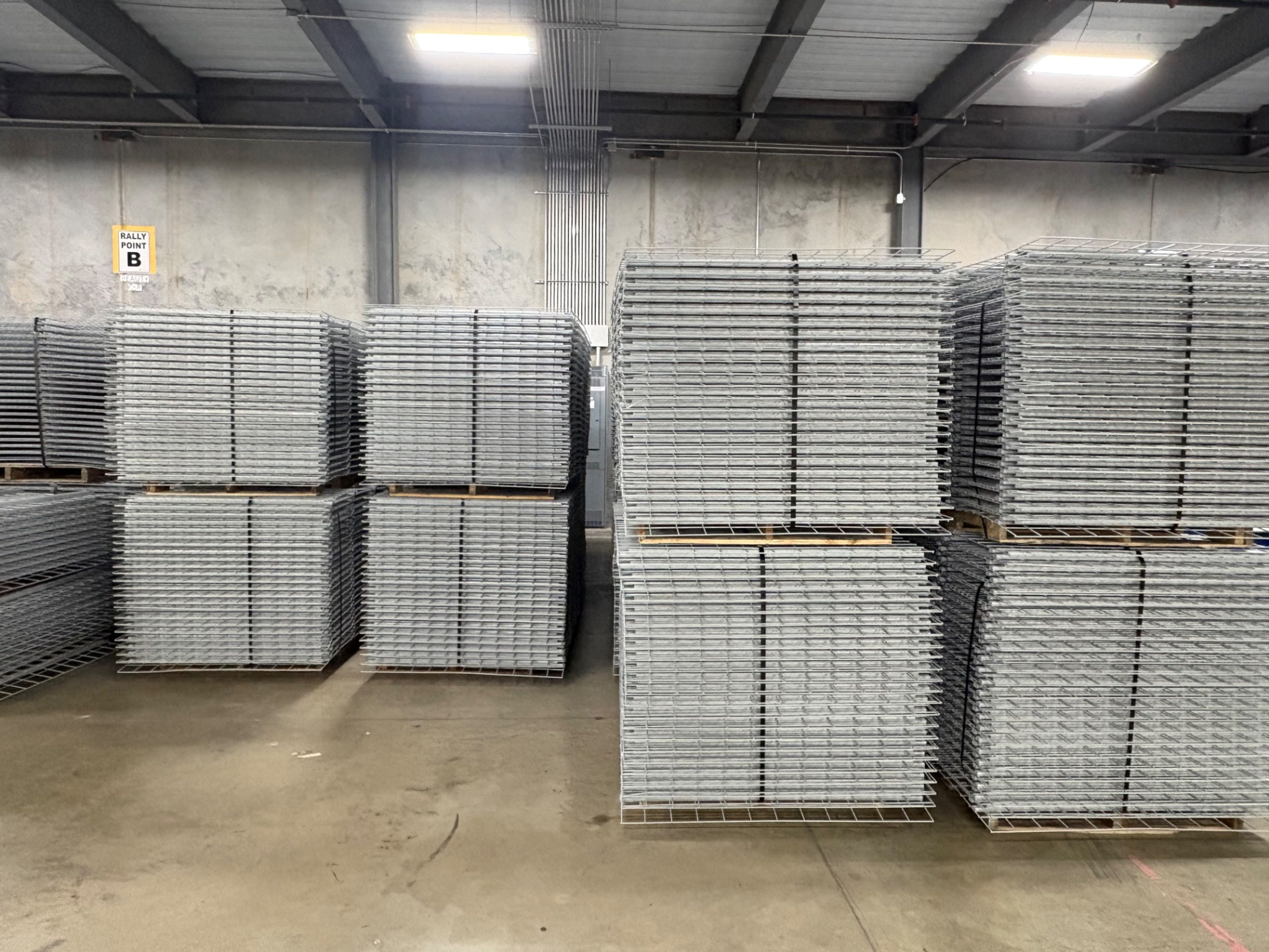 Slotted Rack Wire Deck - 48" x 68" - No Lip - Document 1