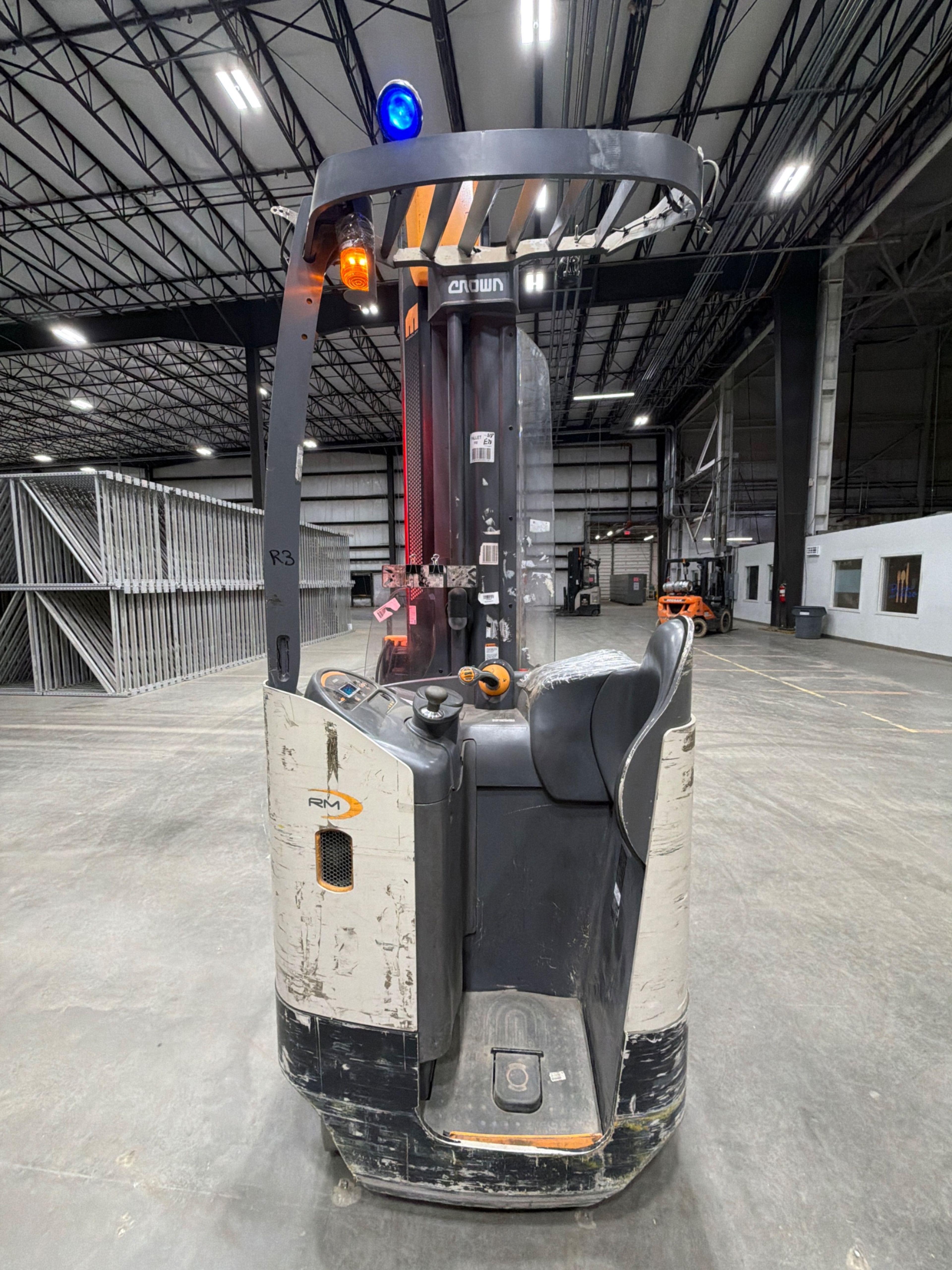 Crown RM6025-45 Reach Truck - Document 1