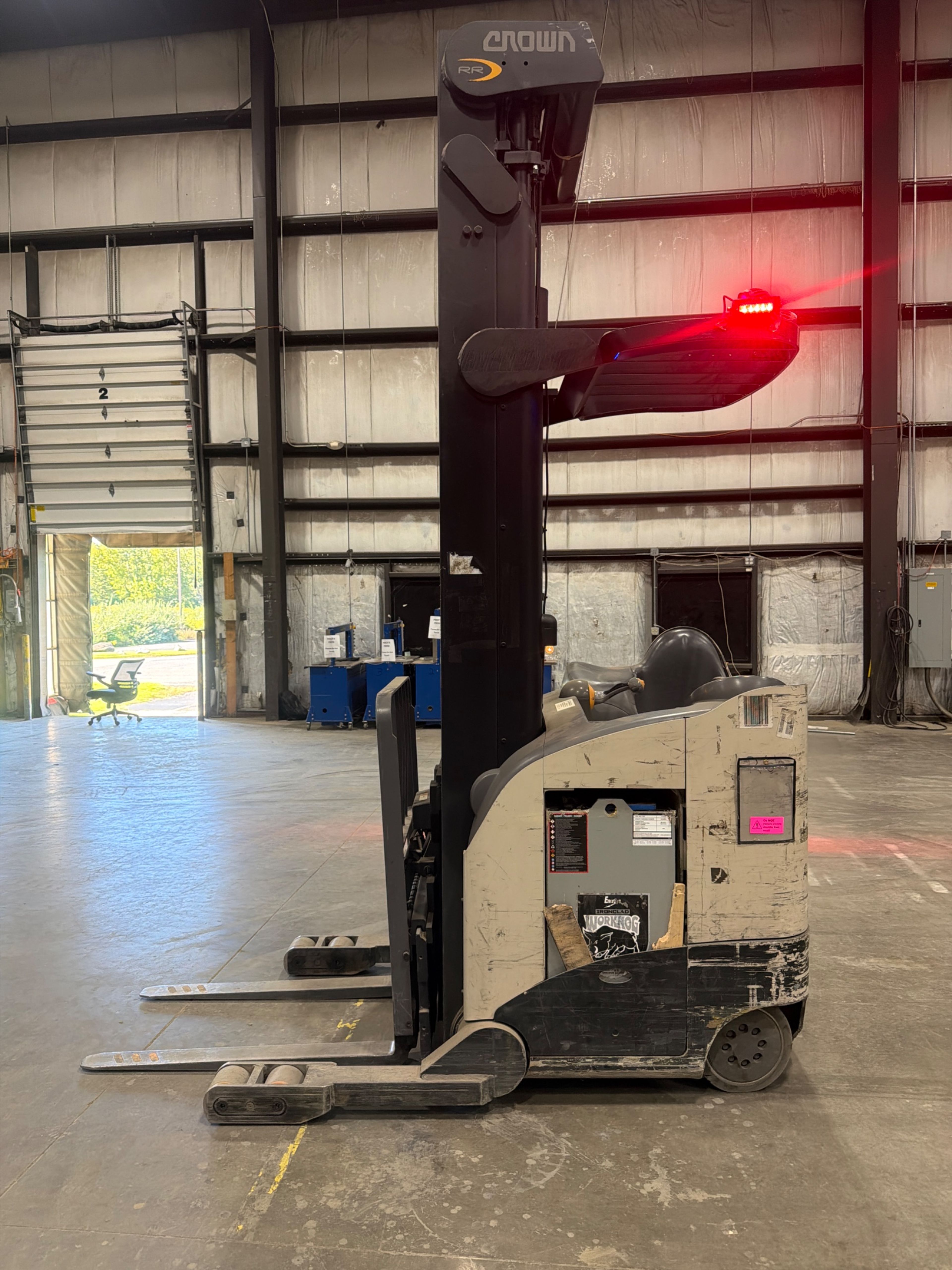 Crown RR5220-45 Reach Truck - Document 2